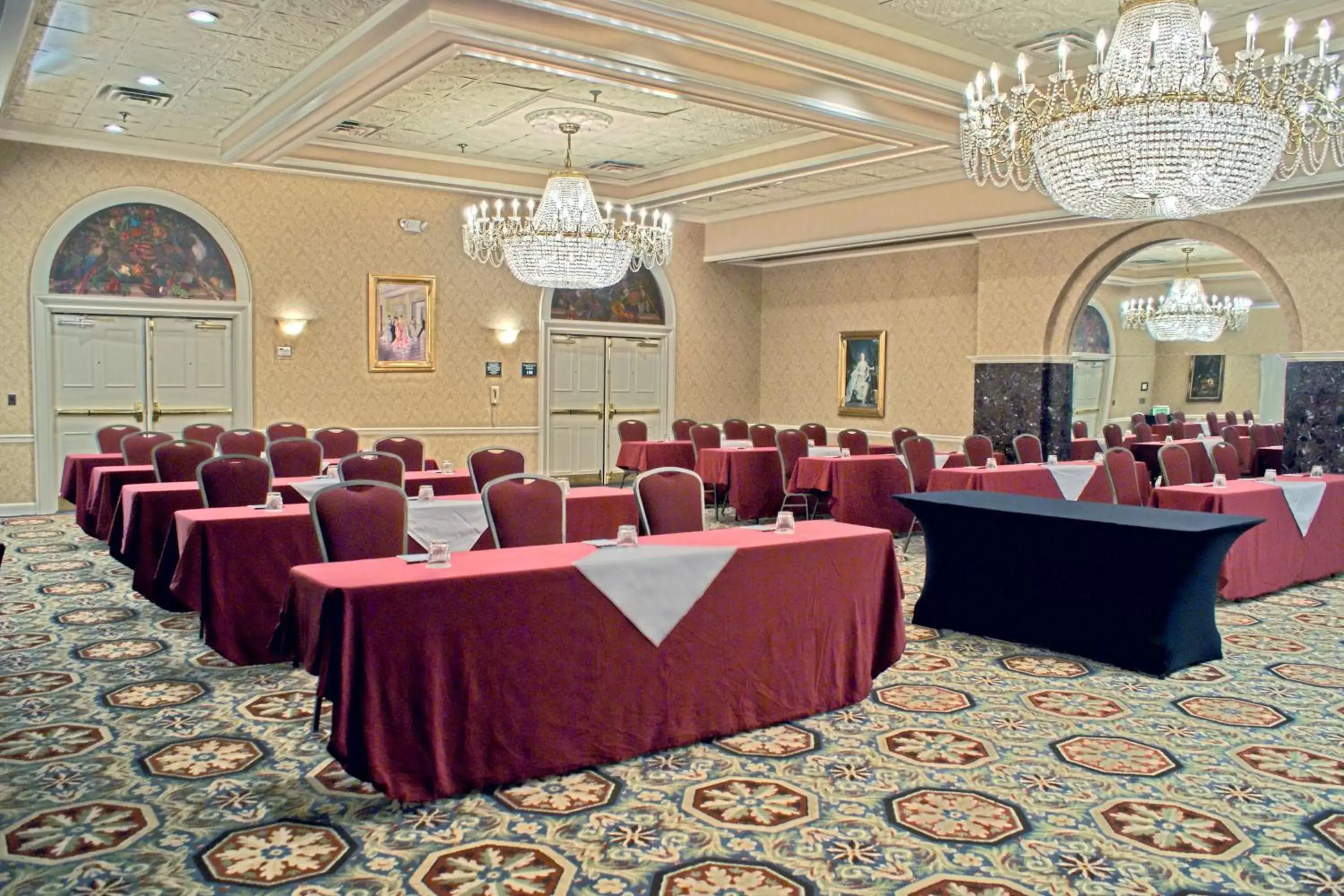 Meeting/conference room in DoubleTree Suites by Hilton Lexington