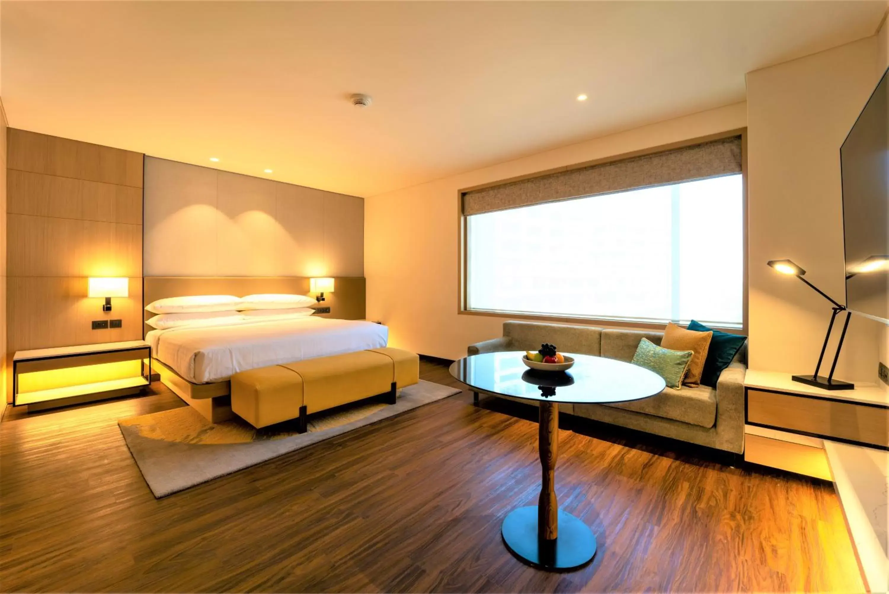 Bedroom, Bed in Courtyard by Marriott Vadodara