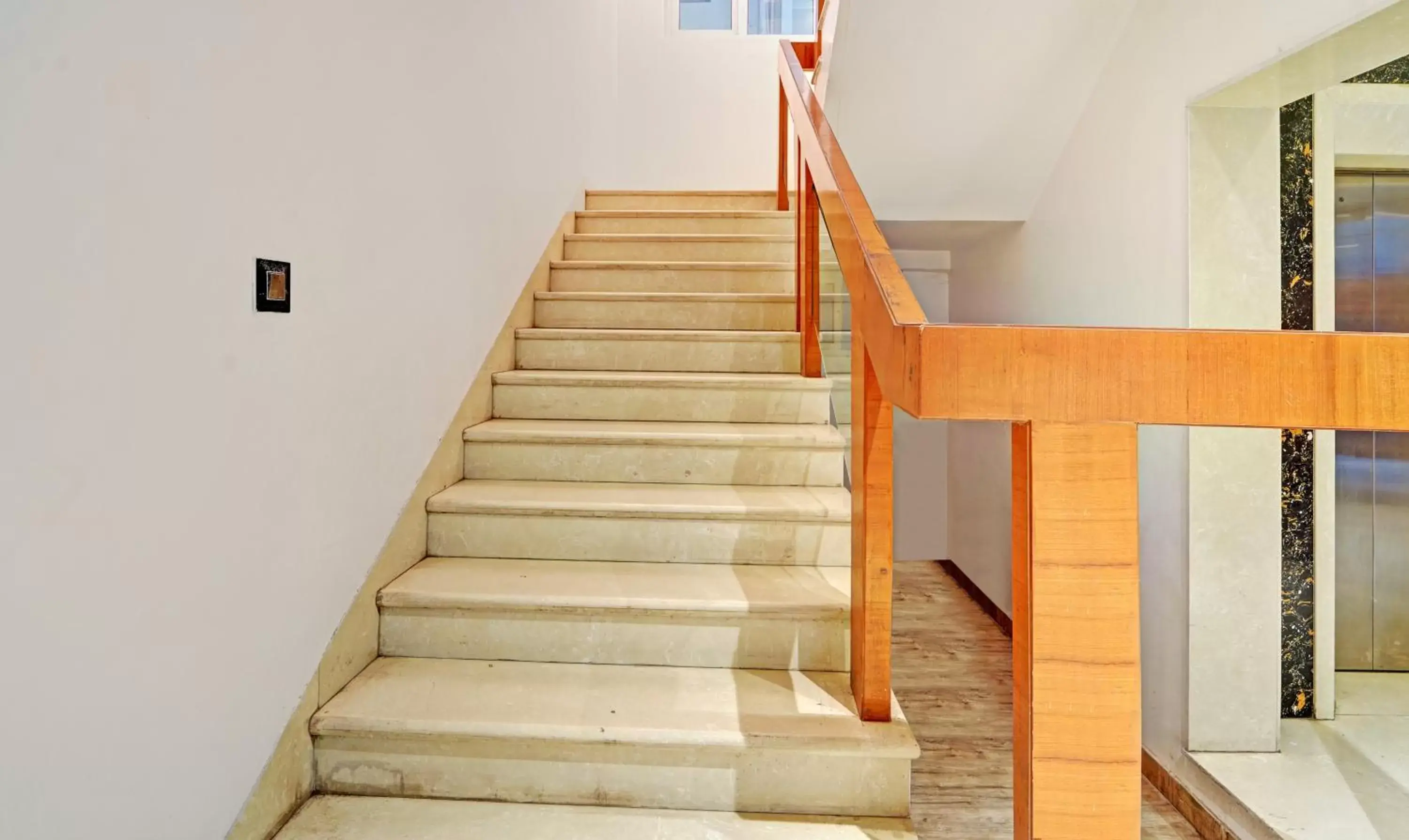 Lobby or reception in Treebo Vinayak Inn, 600 Mts From Coimbatore Railway Station Lobby or reception in Treebo Vinayak Inn, 600 Mts From Coimbatore Railway Station