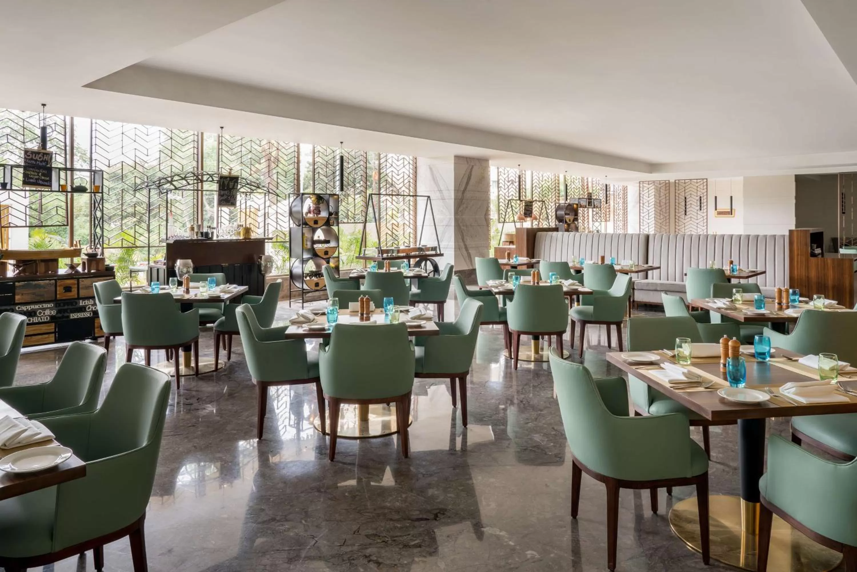 Restaurant/places to eat in Radisson Bhopal