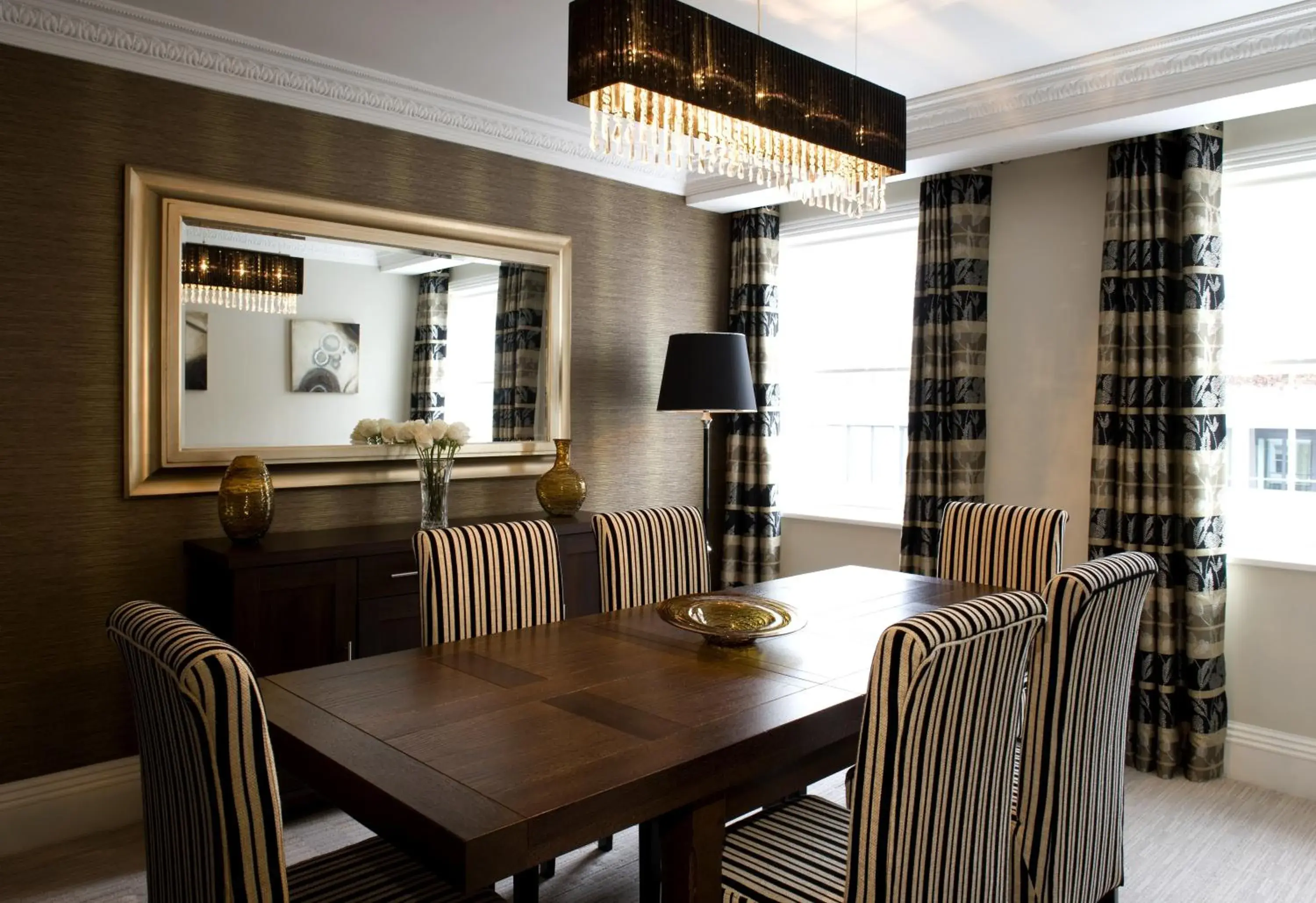Dining Area in Beaufort House - Knightsbridge