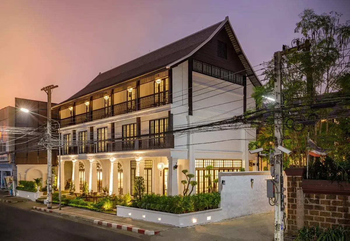 Property Building in Aksara Heritage -SHA Extra Plus