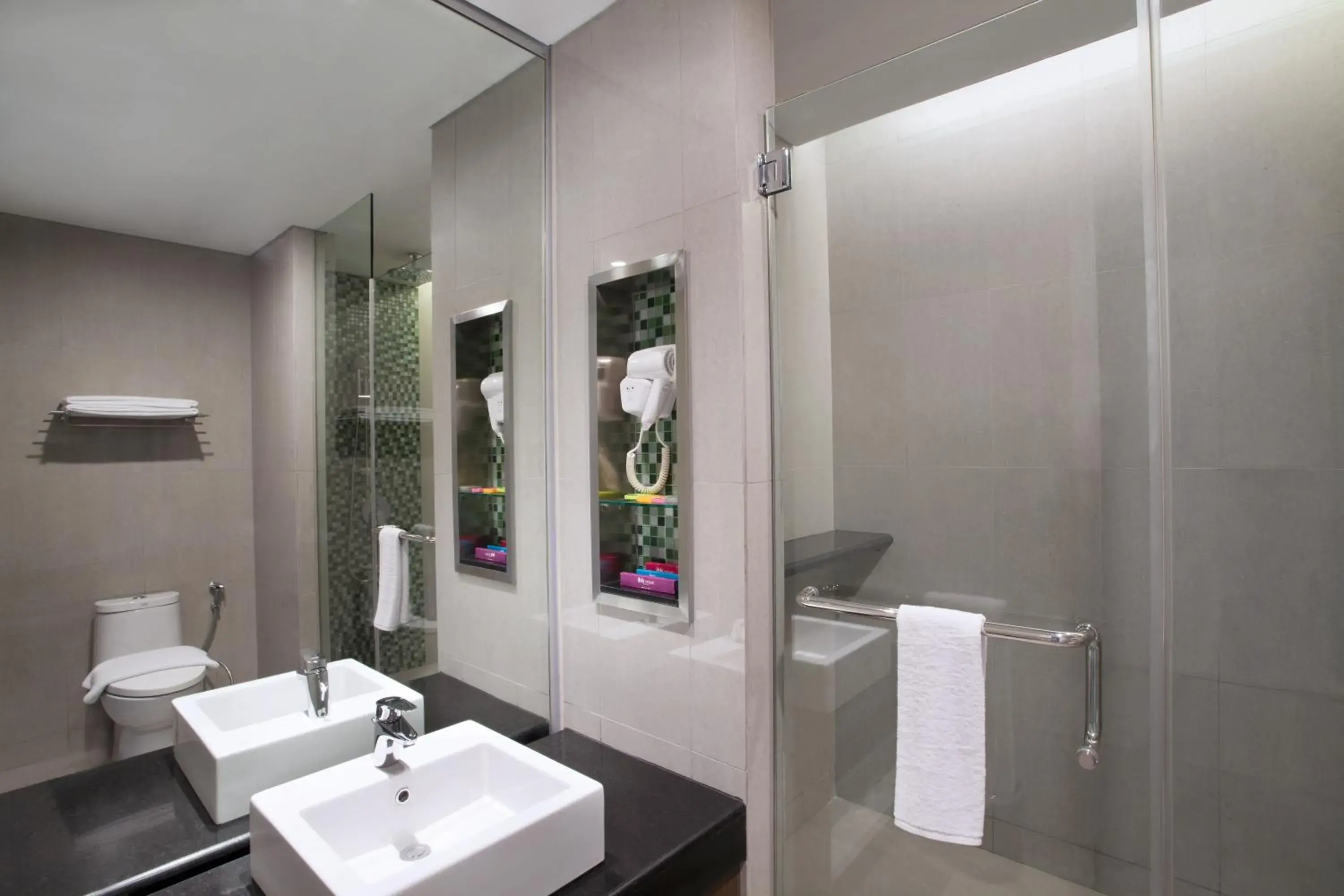 Bathroom in Ibis Styles Jakarta Sunter