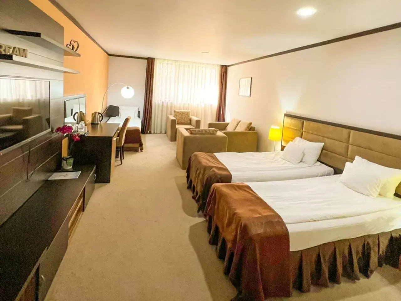 Superior Triple Room in Hotel Dream Superior Triple Room in Hotel Dream