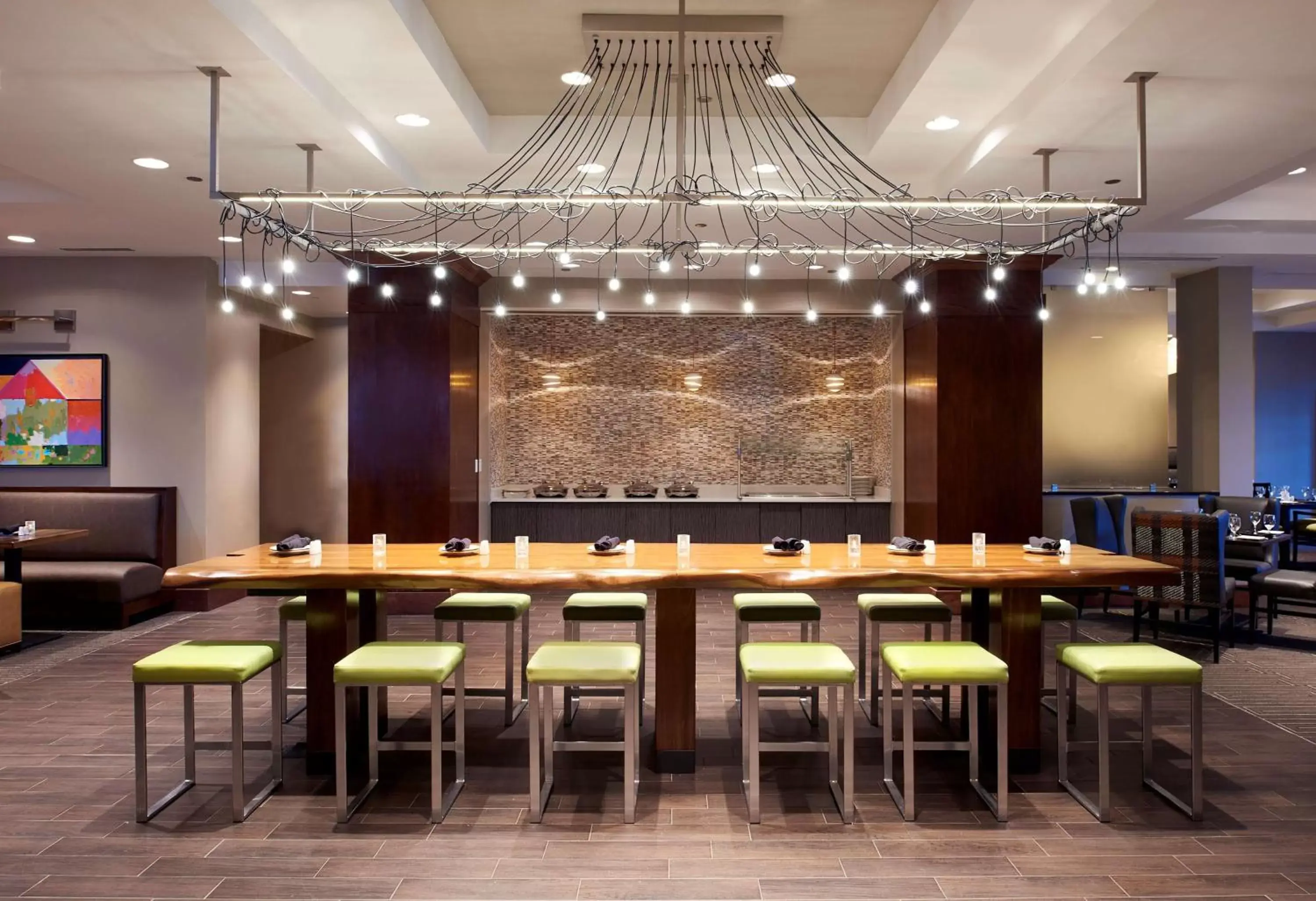 Restaurant/places to eat in Hilton Minneapolis-St Paul Airport Restaurant/places to eat in Hilton Minneapolis-St Paul Airport