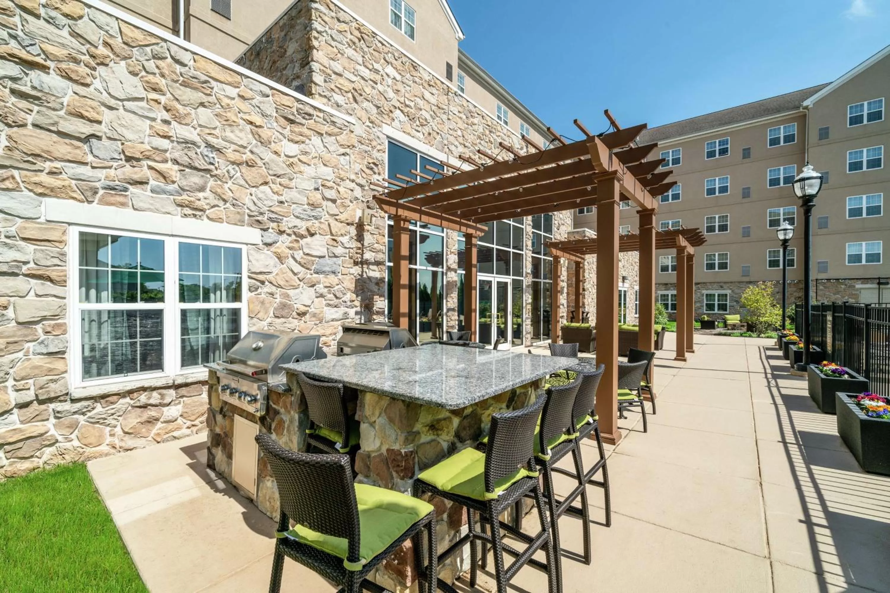 Patio in Homewood Suites by Hilton Philadelphia-Valley Forge