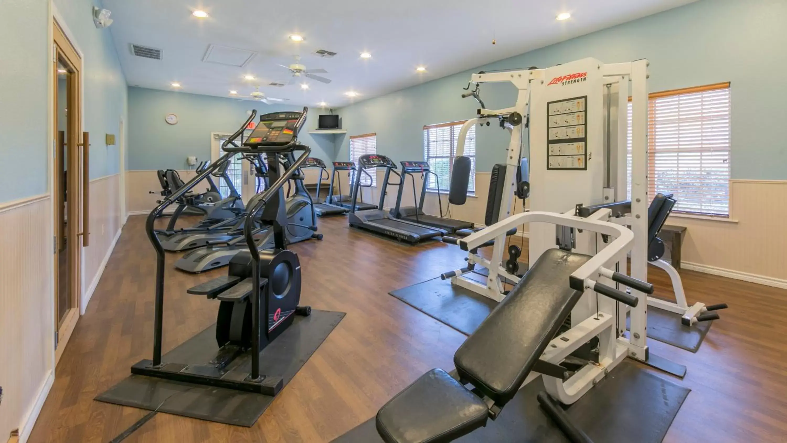 Fitness centre/facilities in Holiday Inn Club Vacations Villages Resort at Lake Palestine Fitness centre/facilities in Holiday Inn Club Vacations Villages Resort at Lake Palestine