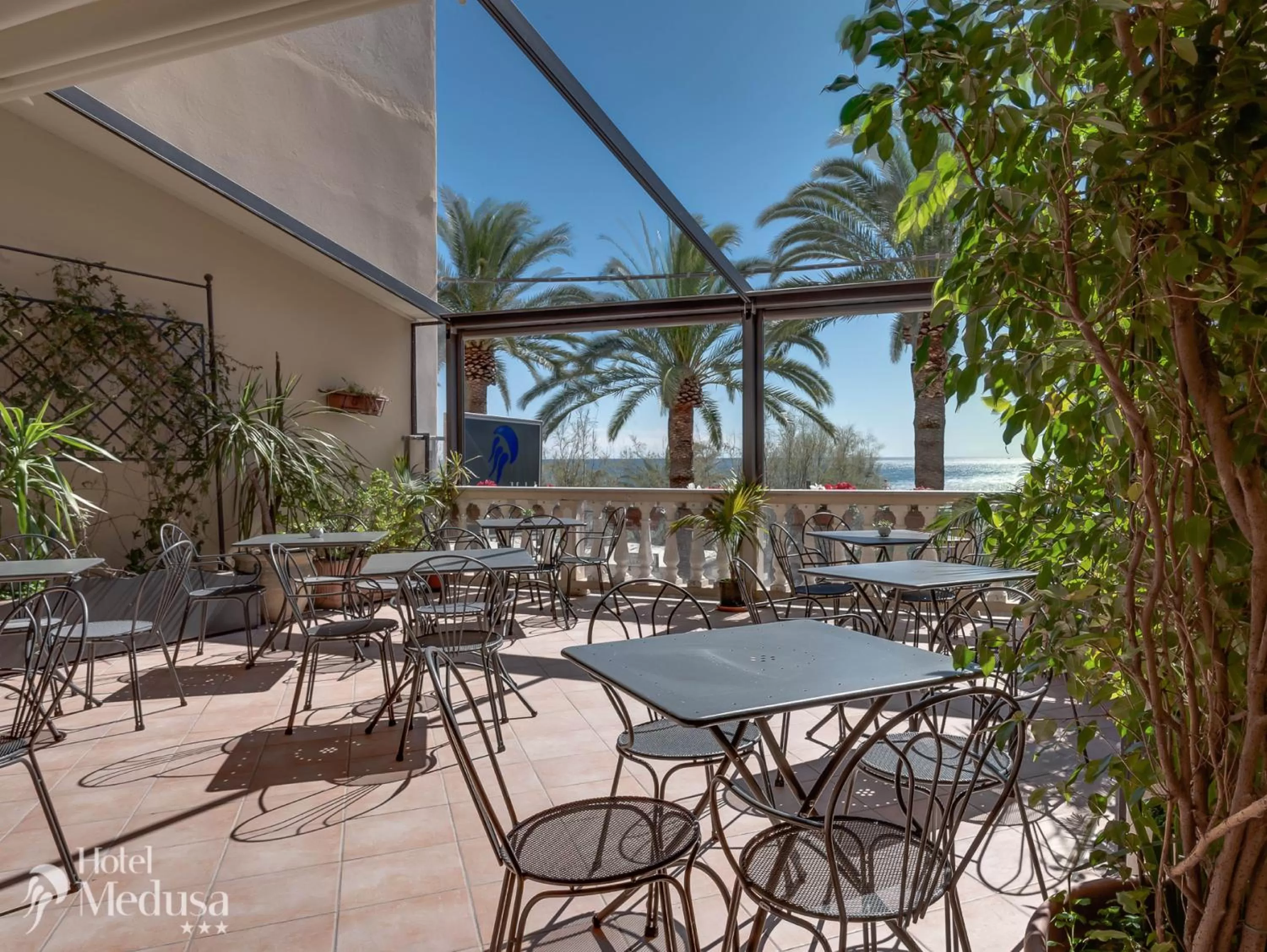 Patio in Hotel Medusa