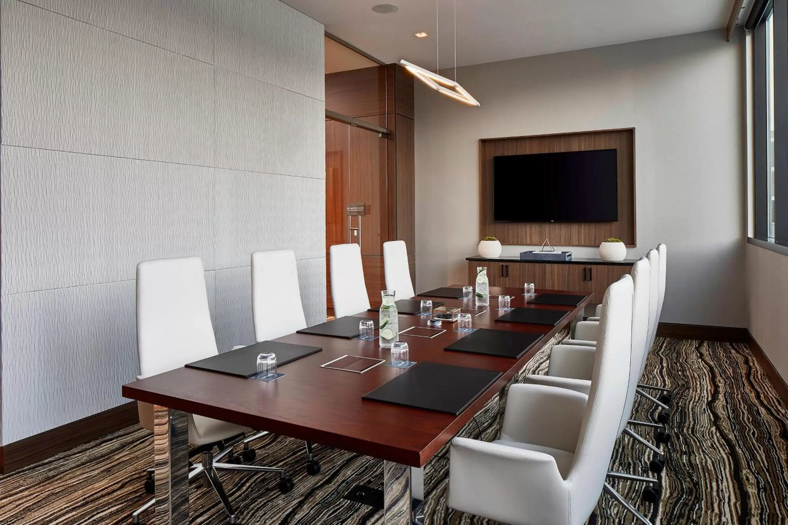 Meeting/conference room in AC Hotel by Marriott Cleveland Beachwood