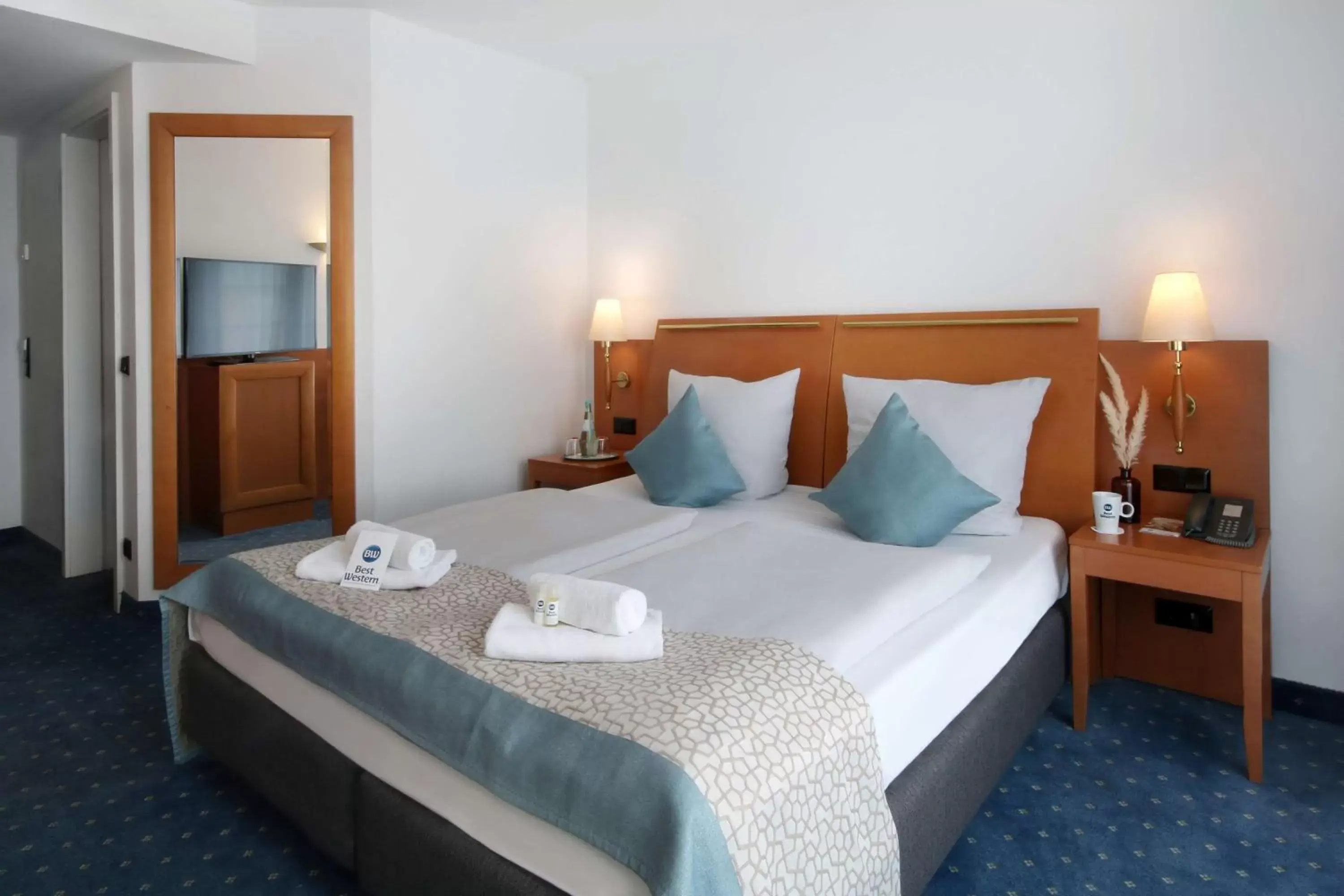 Bedroom, Bed in Best Western Hotel Halle-Merseburg