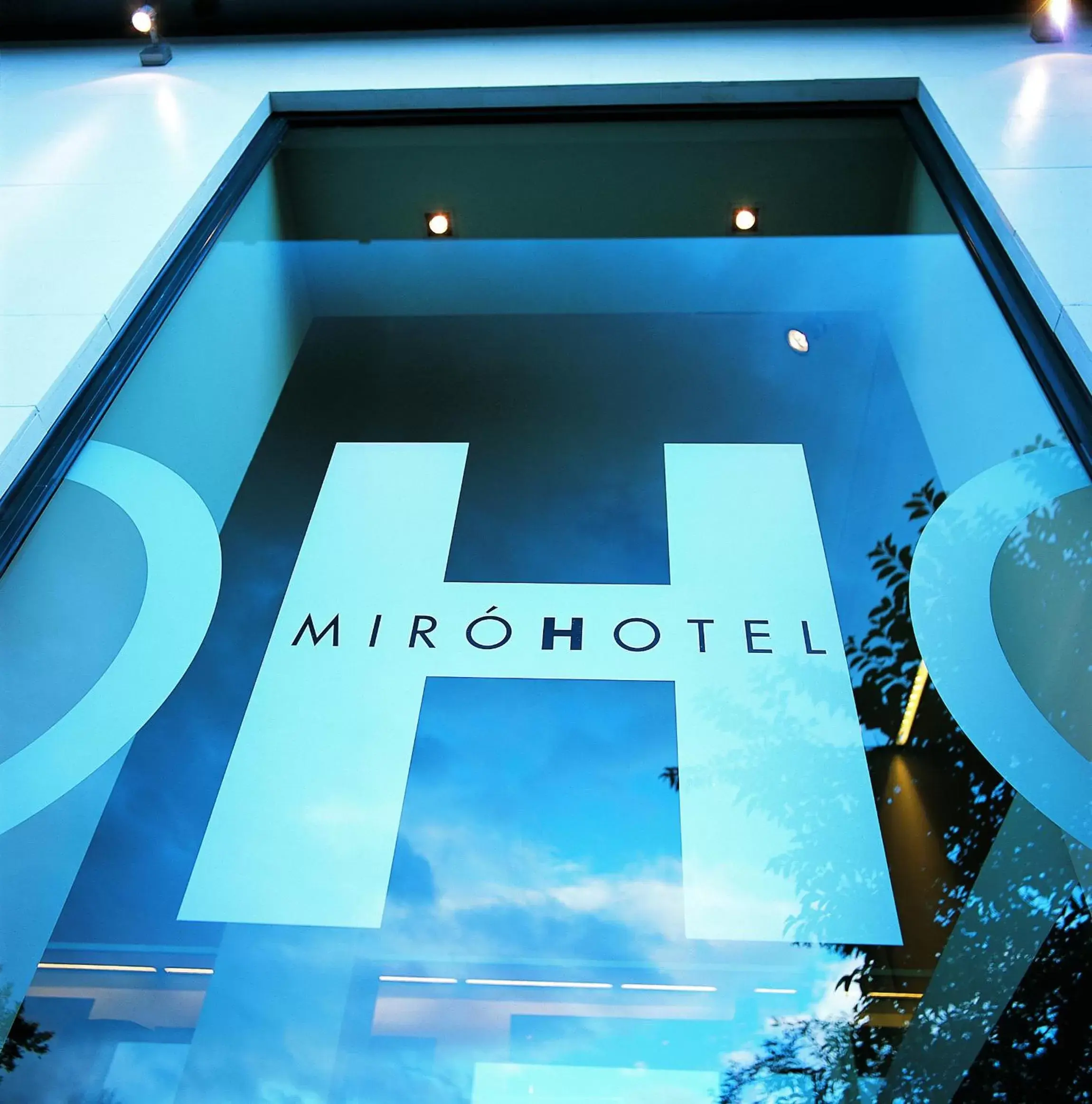 Facade/entrance in Hotel Miró Facade/entrance in Hotel Miró