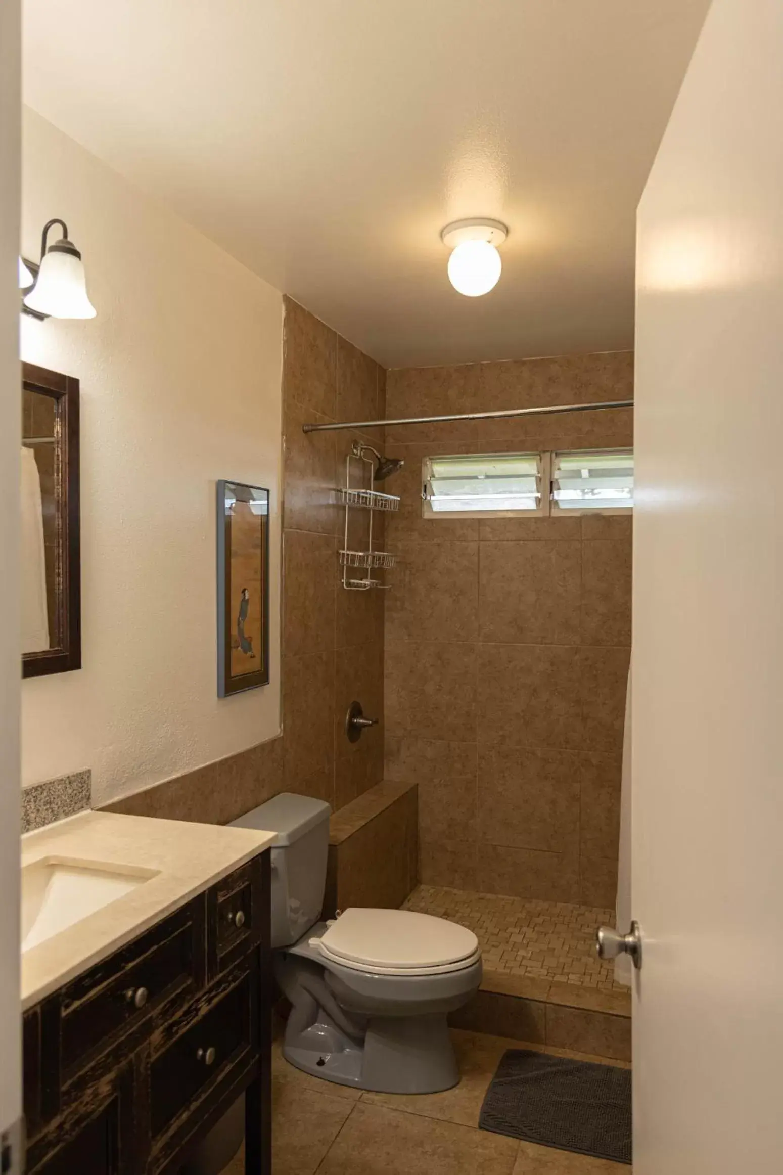 Shower, Bathroom in Puu Koa Palms vacation rental