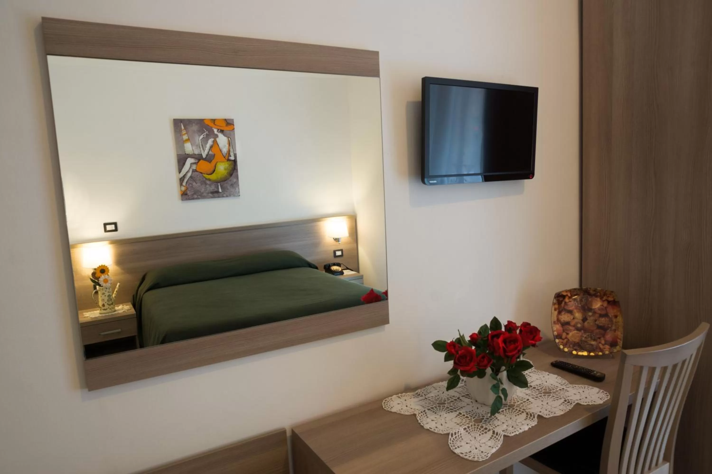 TV/Entertainment Center in B&B Trastevere in Bed