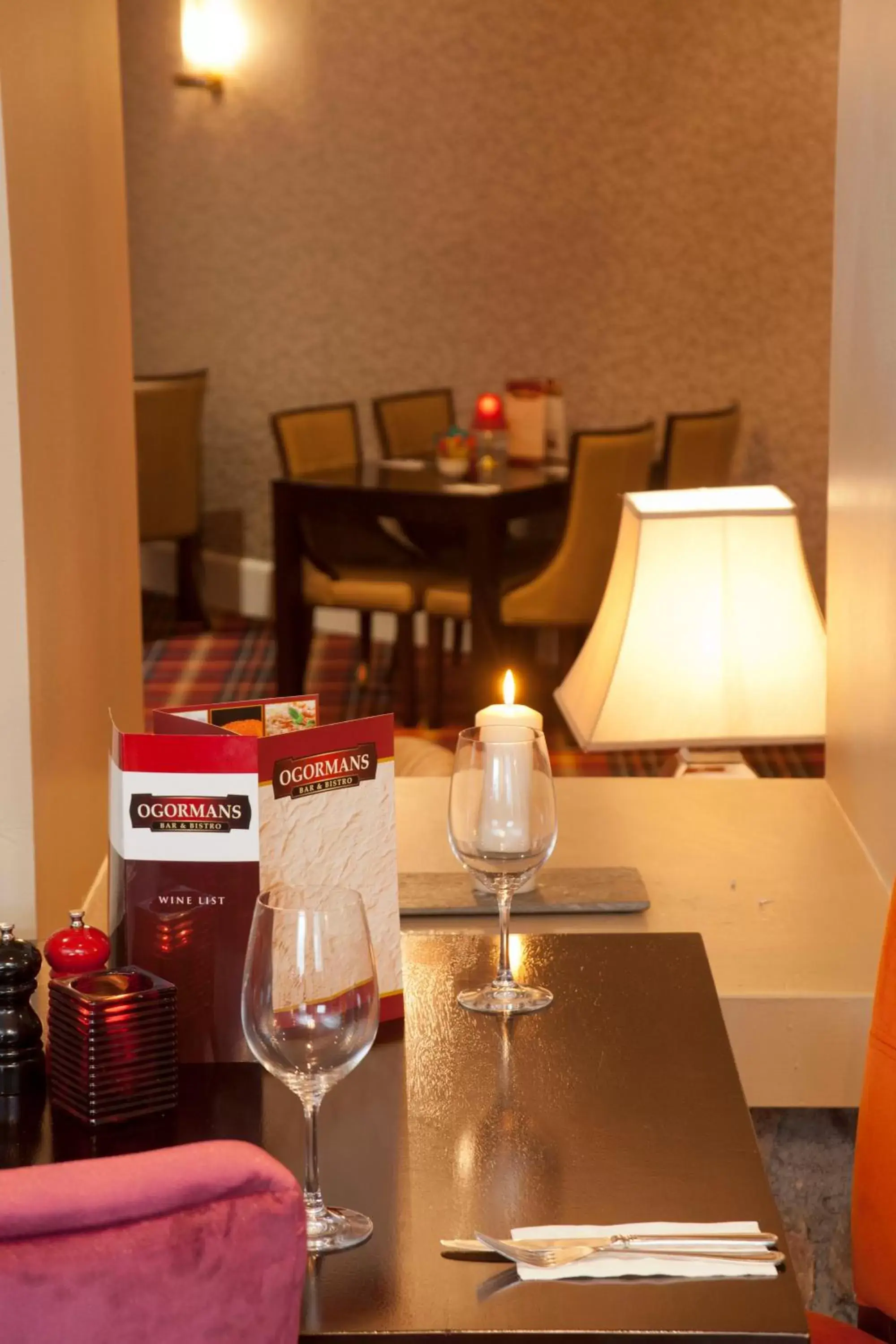 Lounge or bar, Restaurant/Places to Eat in Clybaun Hotel