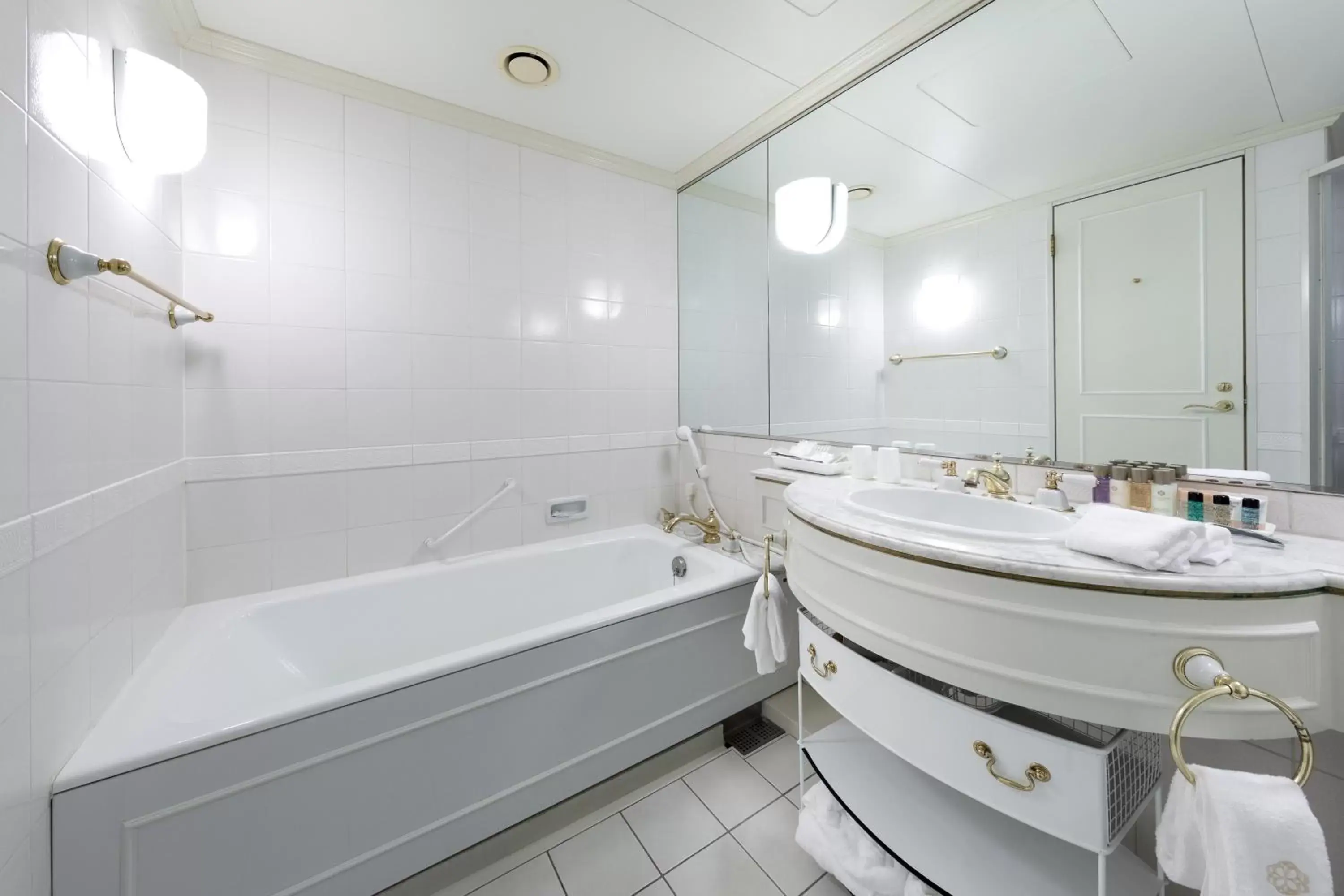 Bathroom in Dai-ichi Hotel Tokyo