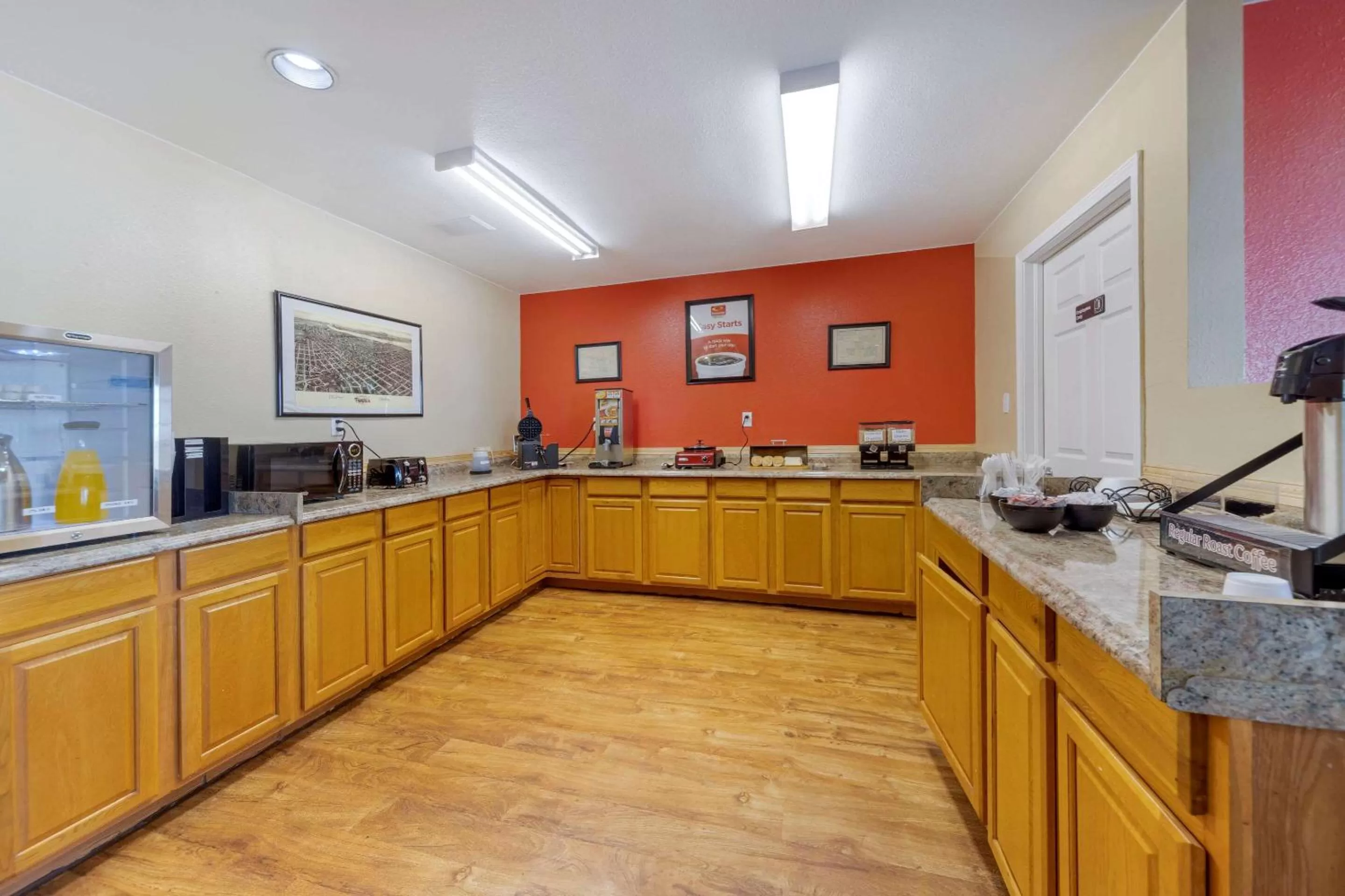 Restaurant/places to eat in Econo Lodge