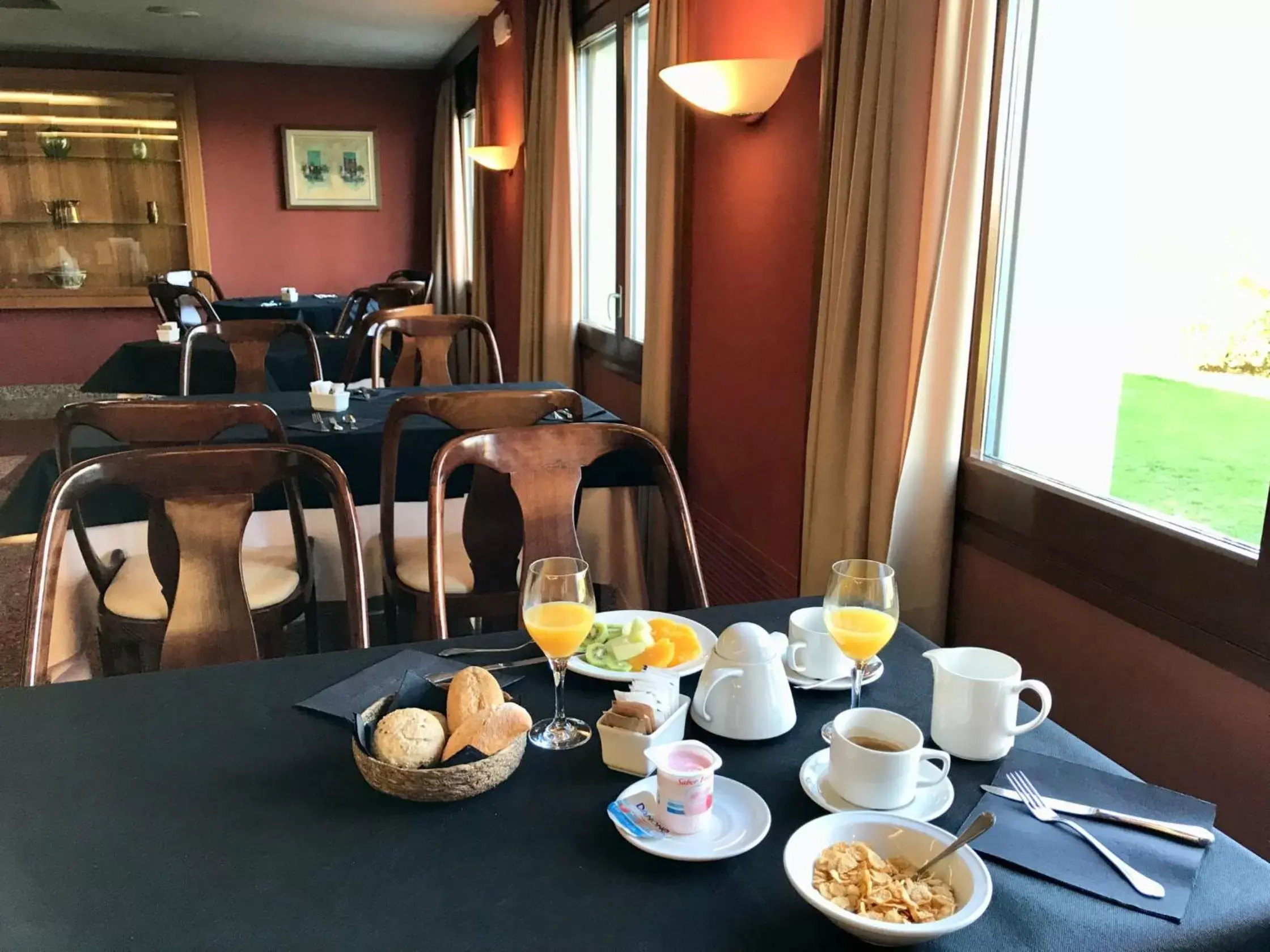 Breakfast in Hotel Restaurant Bon Retorn