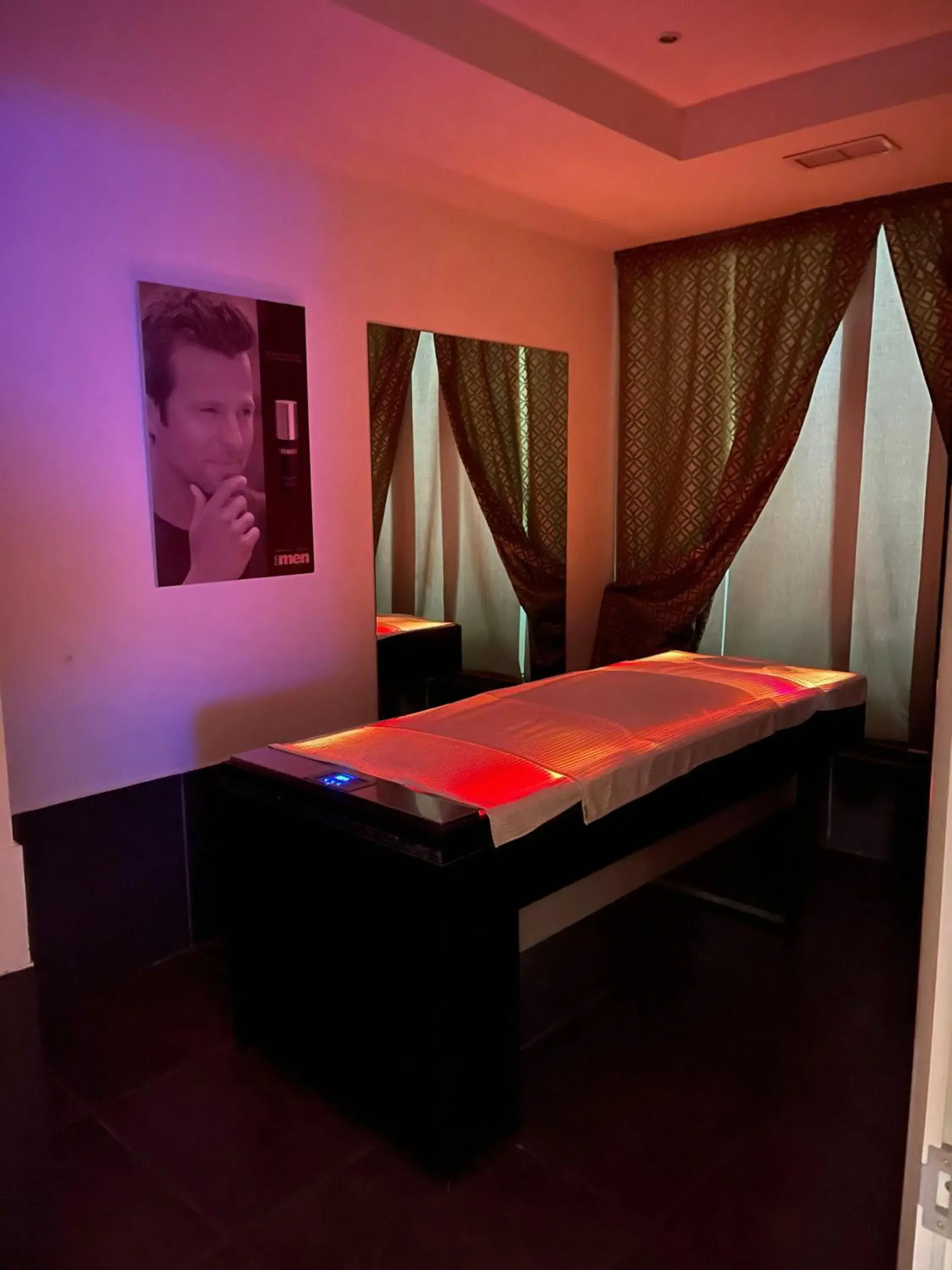 Spa and wellness centre/facilities, Bed in Hotel Oasi Wellness & Spa