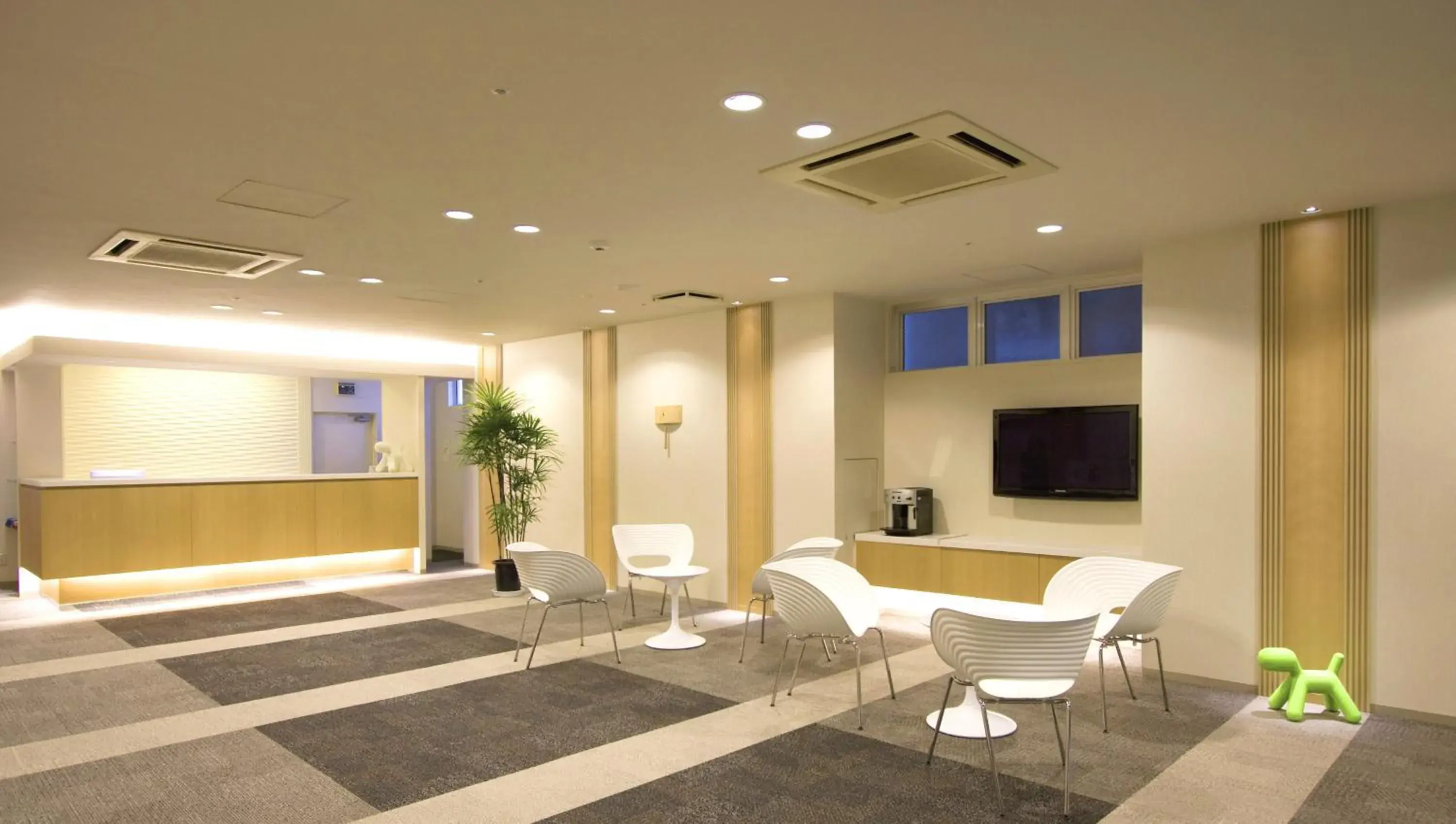 Lobby or reception in Hotel Premium Green Plus