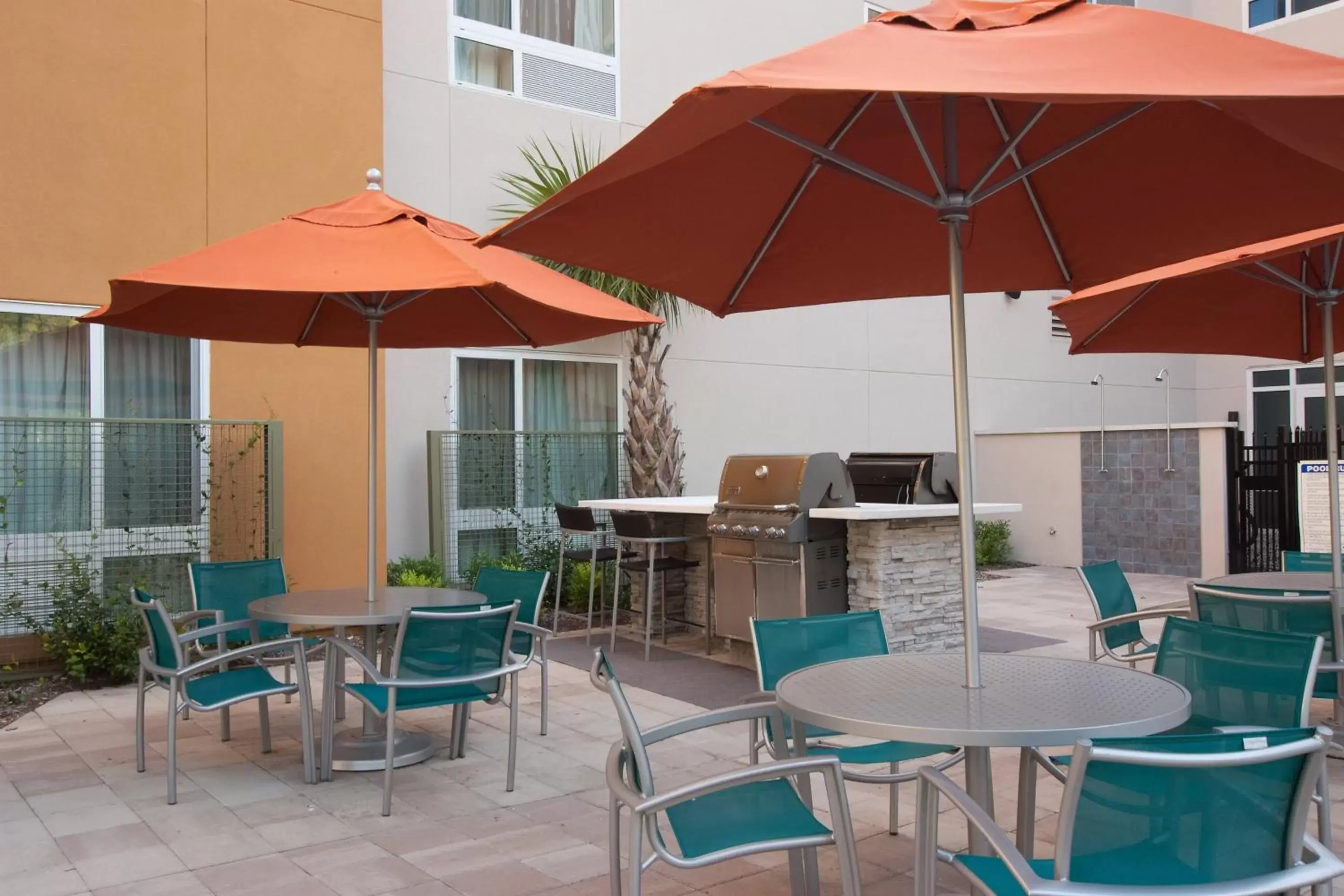 Restaurant/places to eat in TownePlace Suites by Marriott Charleston Airport/Convention Center