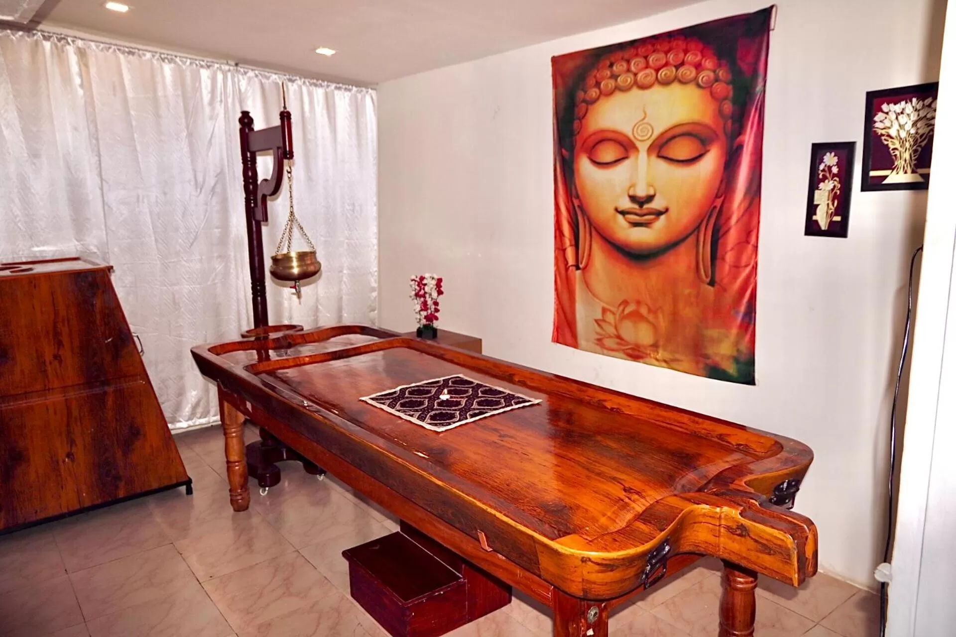 Massage in White Sands Resort & Spa