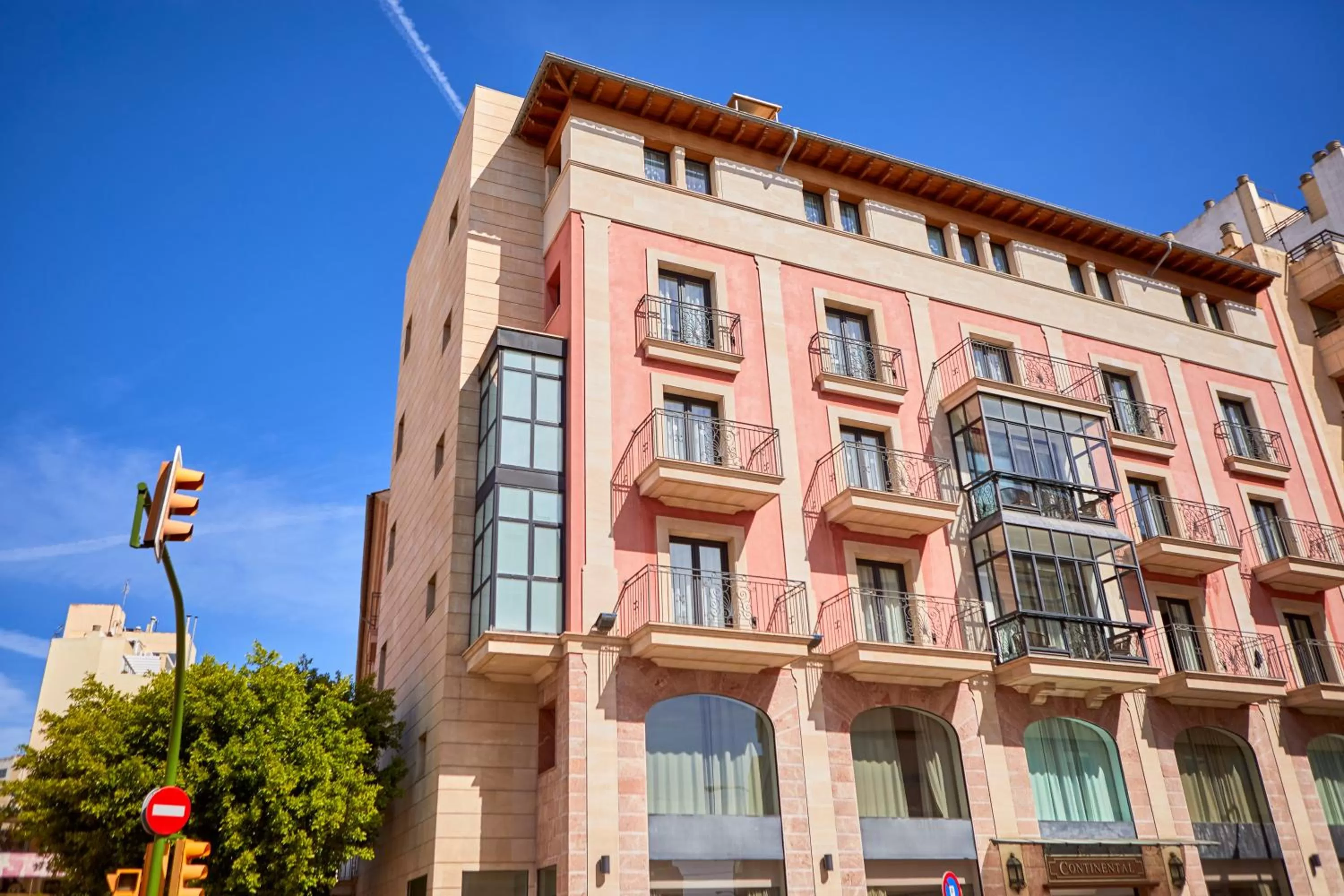 Property building in Bordoy Continental Palma