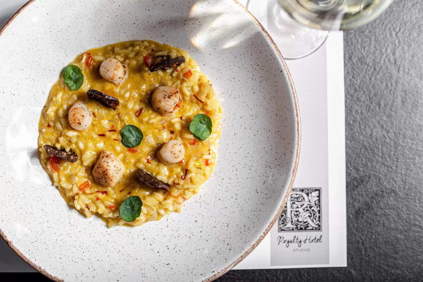 Restaurant/places to eat in Royalty Hotel Athens