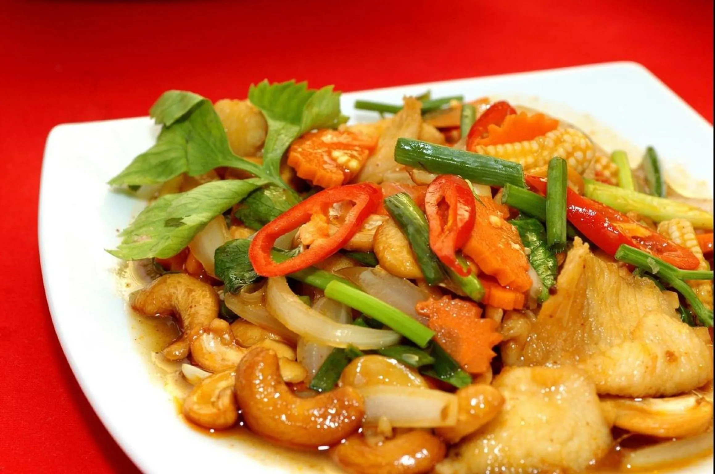 Food and drinks in Sun Hill Hotel Patong