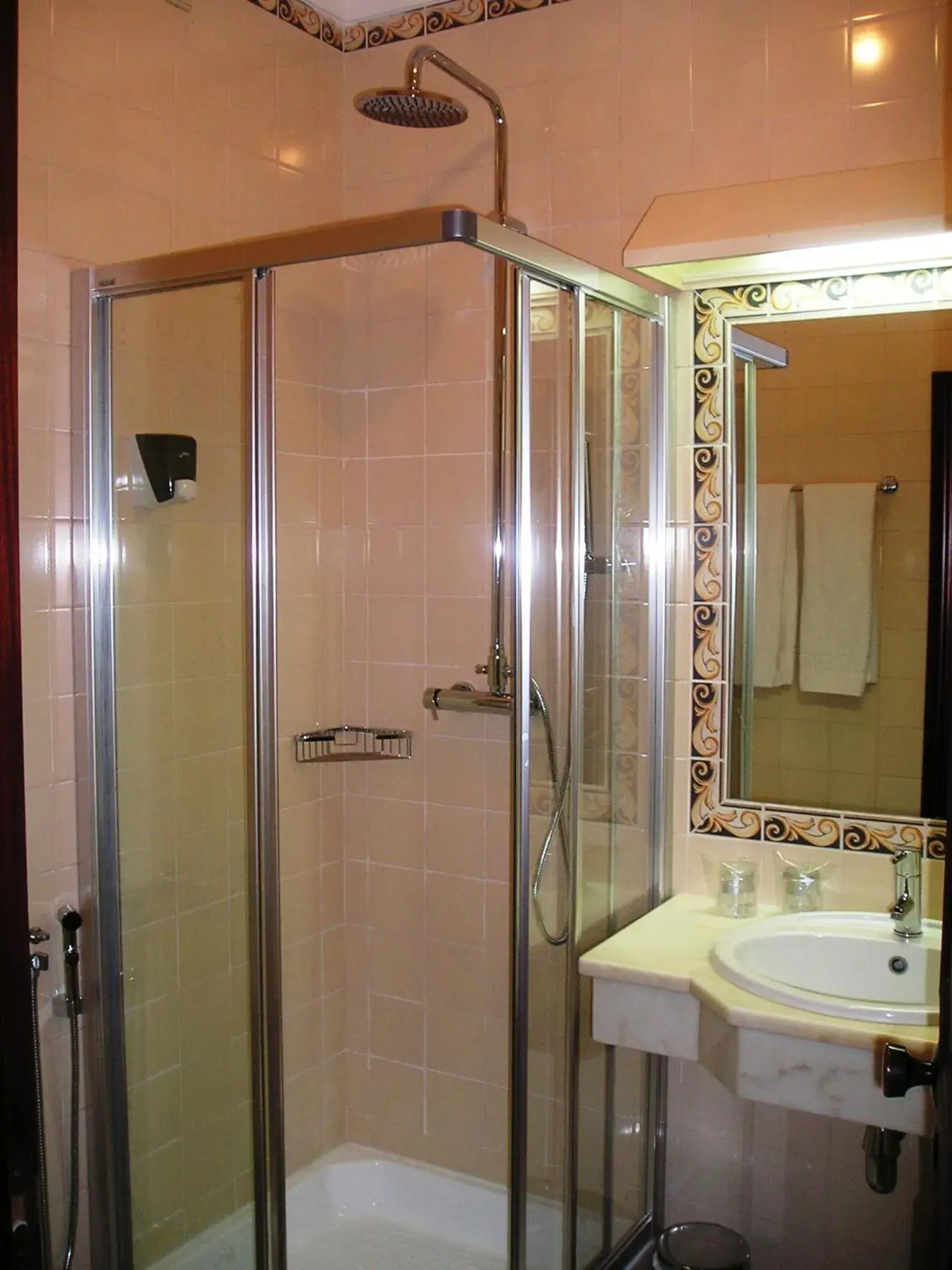 Bathroom in Solar de Mos Hotel