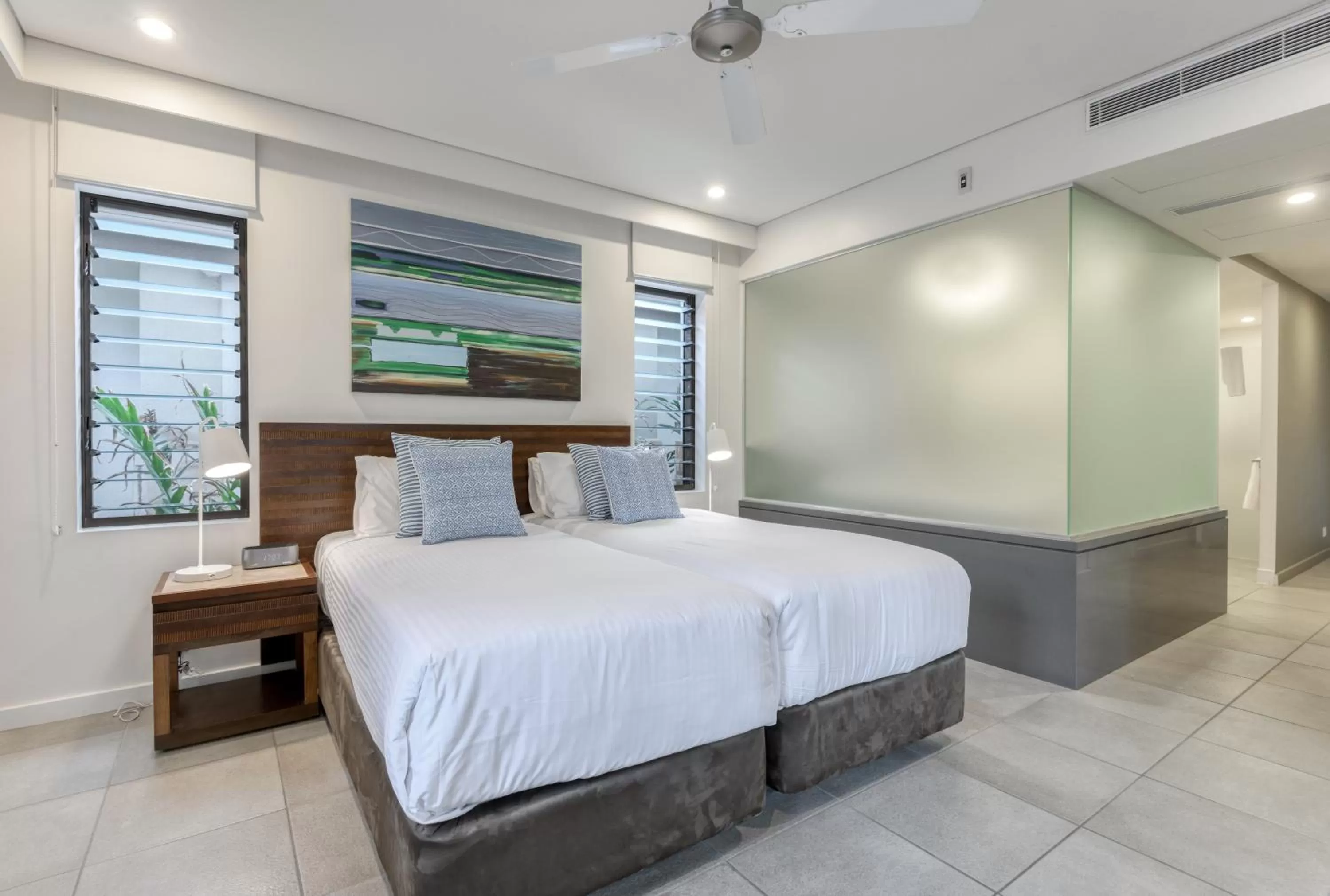 Bed in Port Douglas Private Apartments in Temple