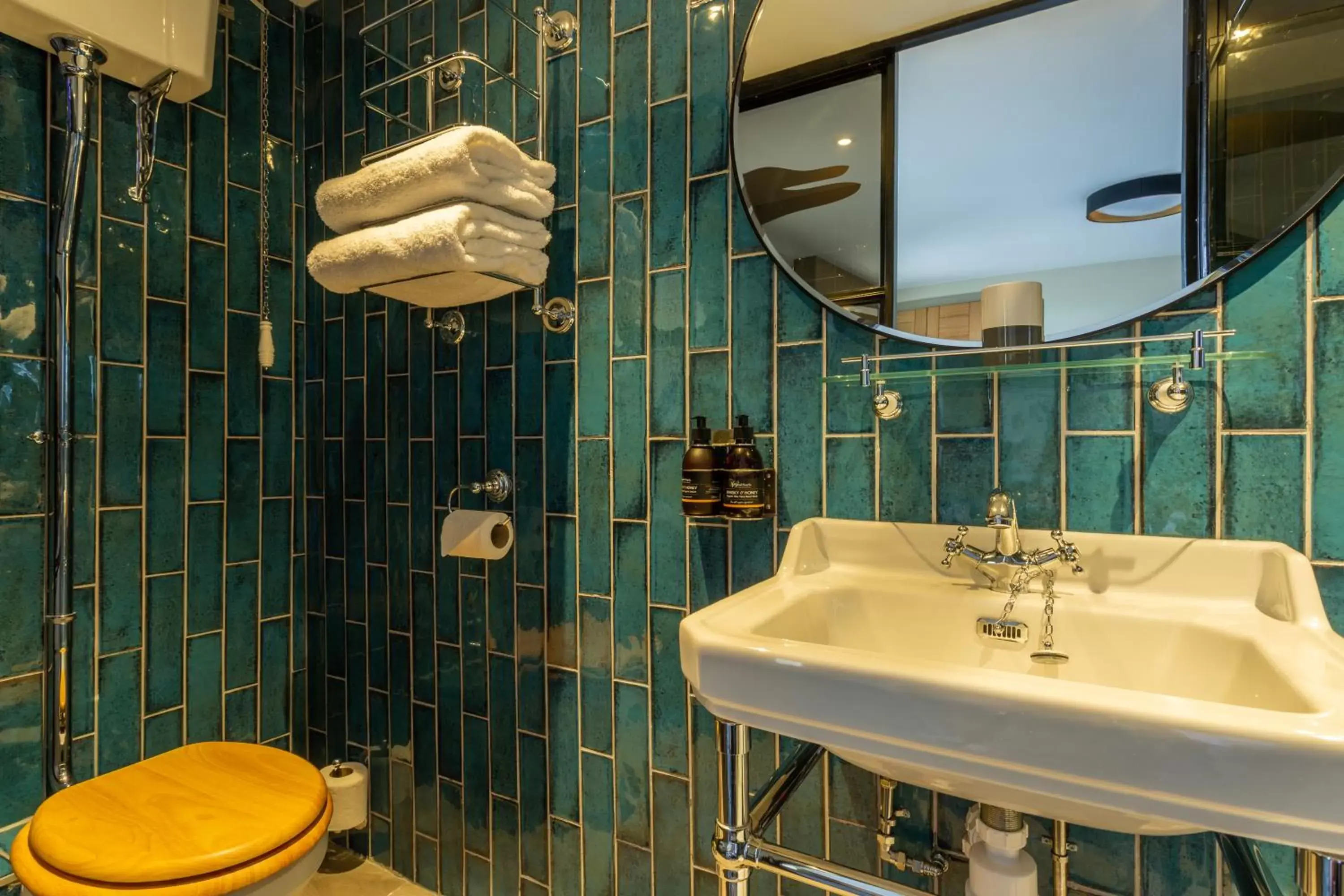 Bathroom in Riva Boutique Hotel