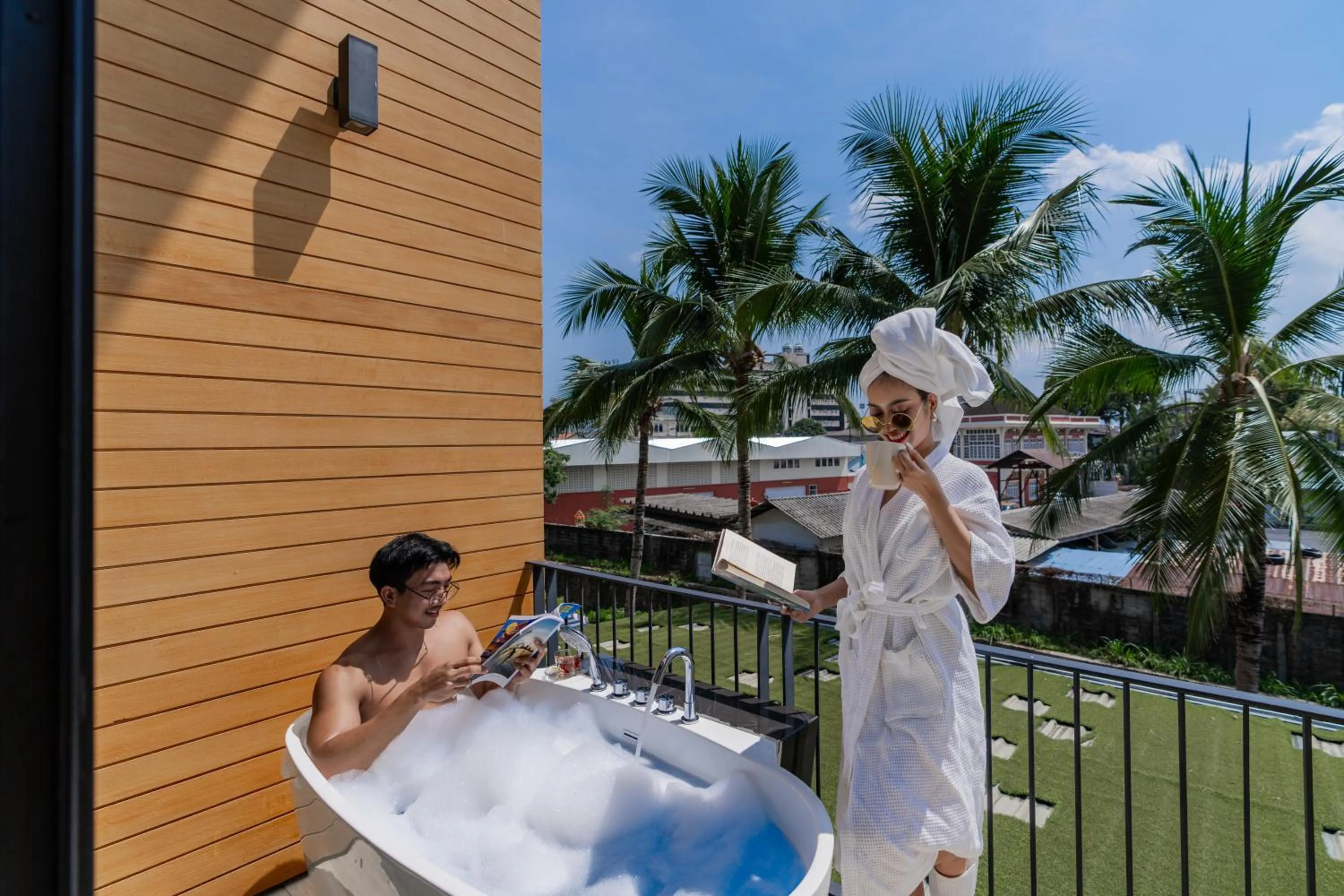 Bath in Book a Bed Poshtel - SHA Plus