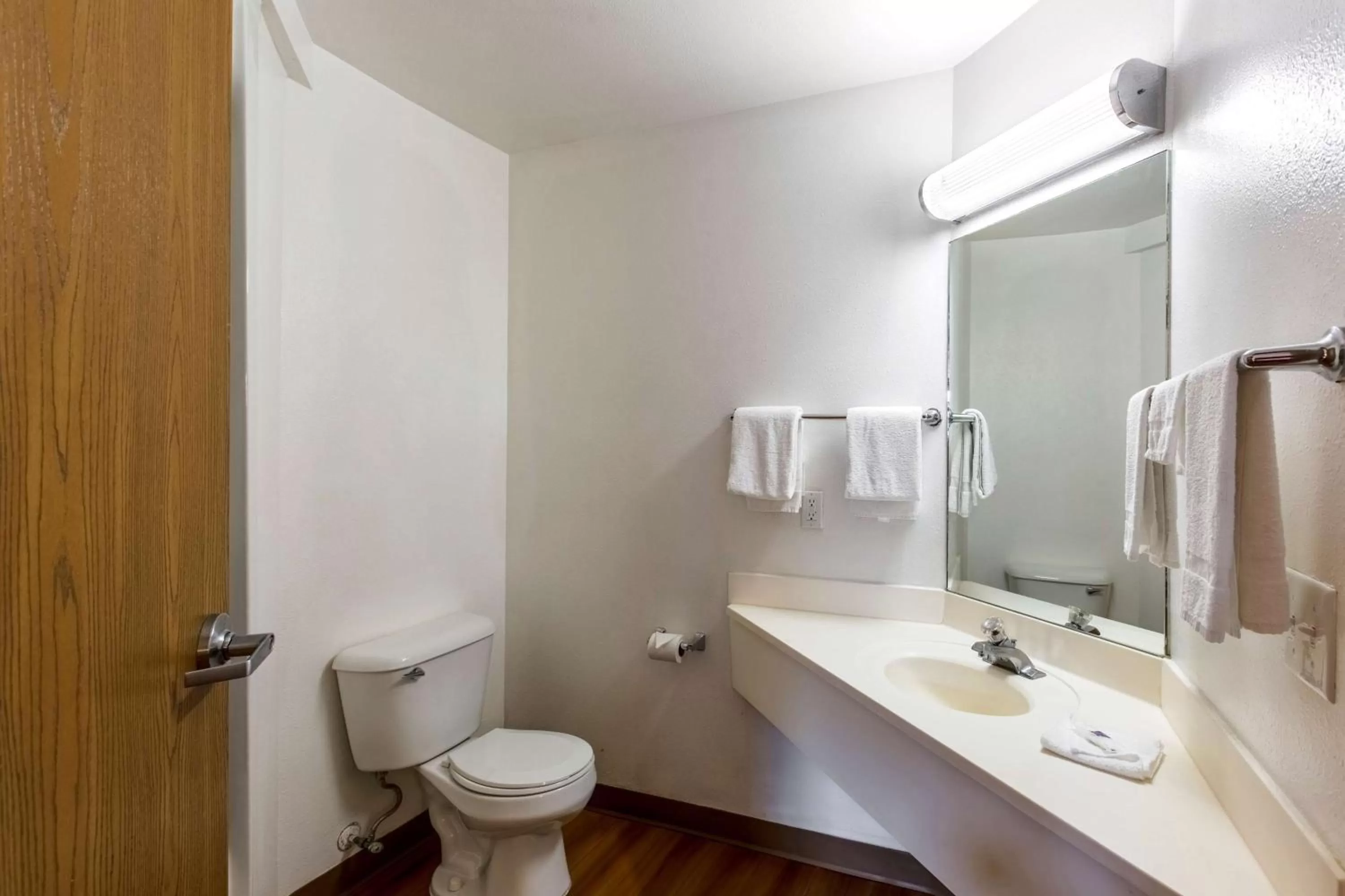 Bathroom in Motel 6-Baraboo, WI - Lake Delton-Wisconsin Dells