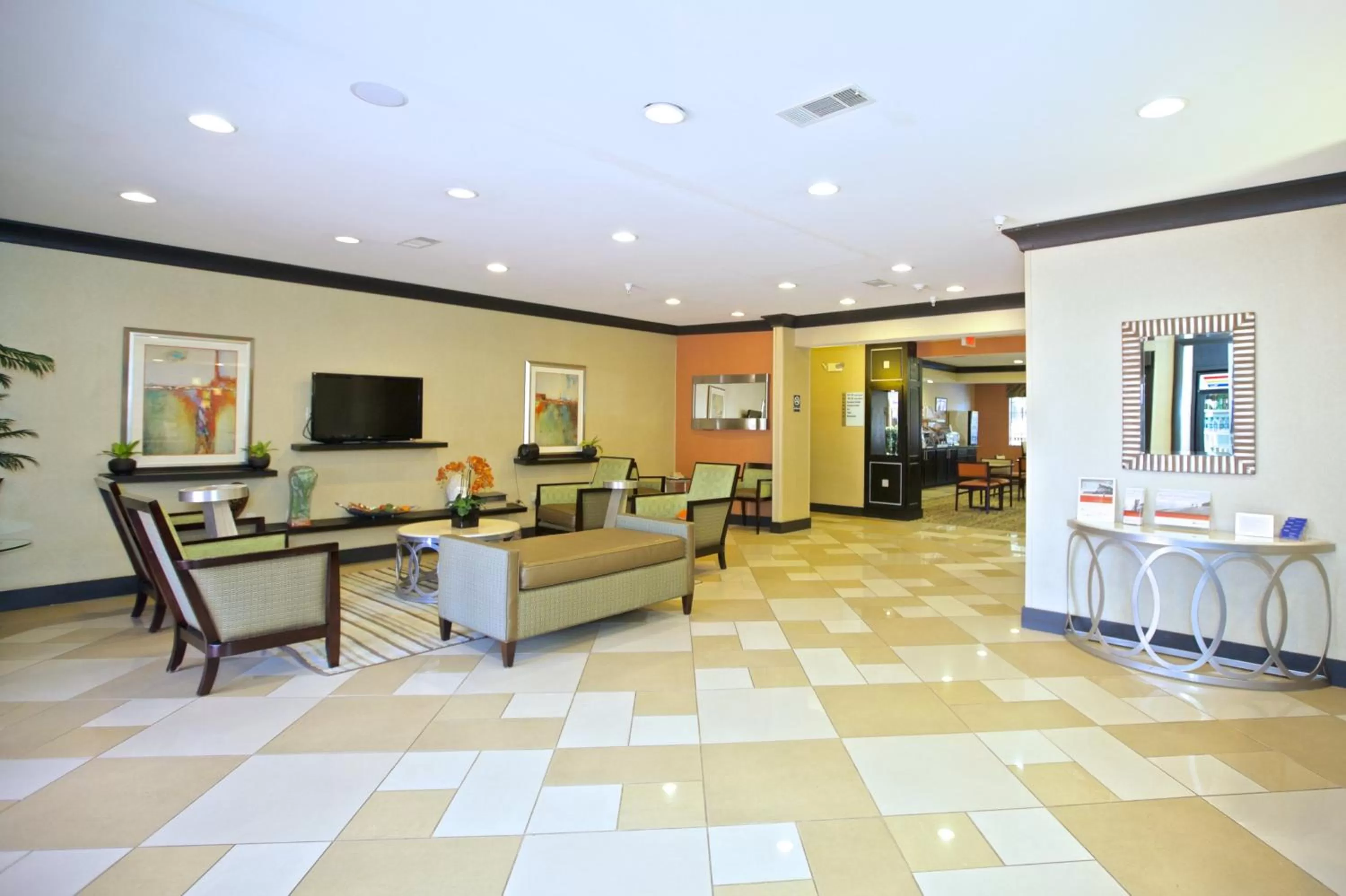 Property building in Holiday Inn Express Hotel & Suites Kennesaw Northwest - Acworth by IHG