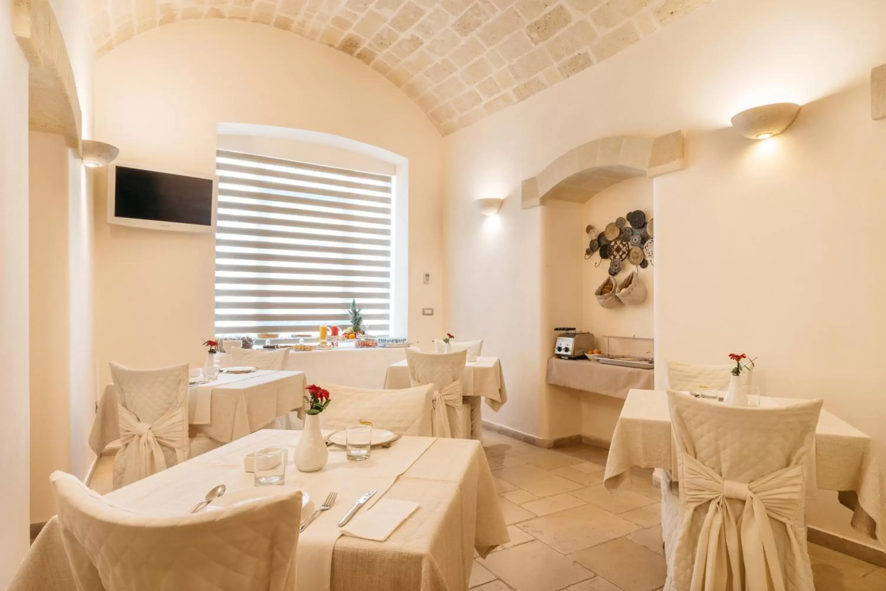Breakfast, Restaurant/Places to Eat in Hotel L'Arcangelo - Boutique Hotel