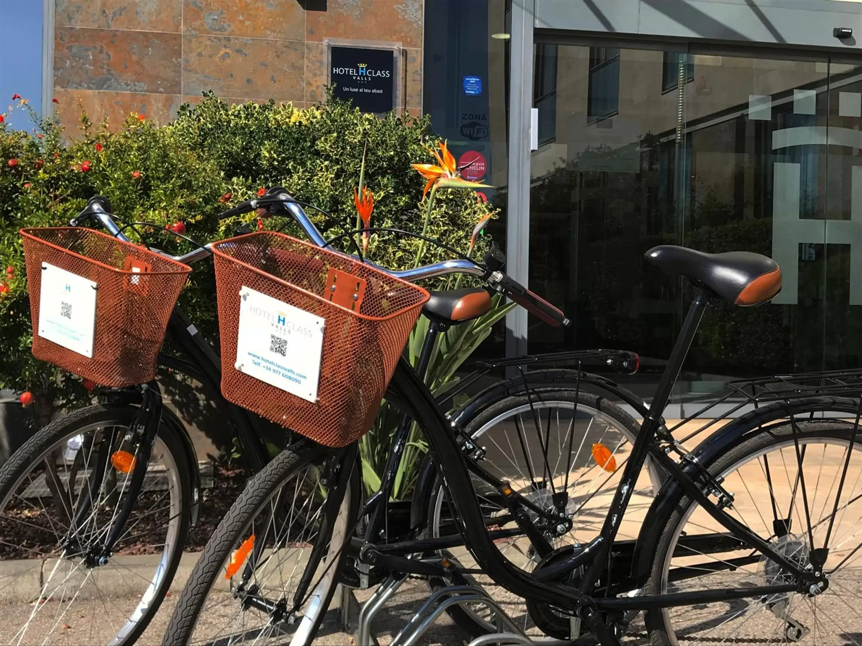 Cycling, Biking in Hotel Class Valls