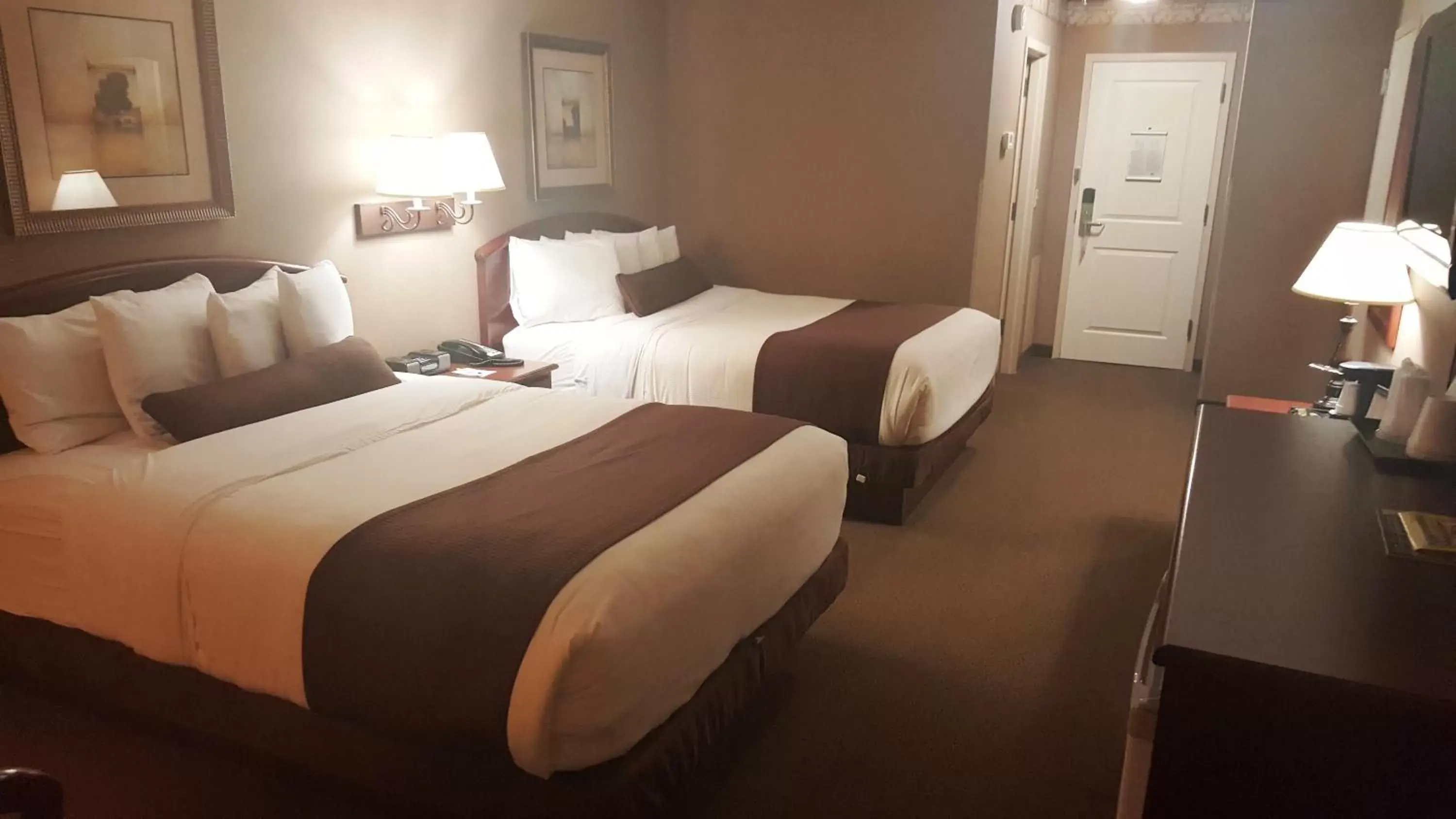 Bedroom, Bed in C'mon Inn Bedroom, Bed in C'mon Inn