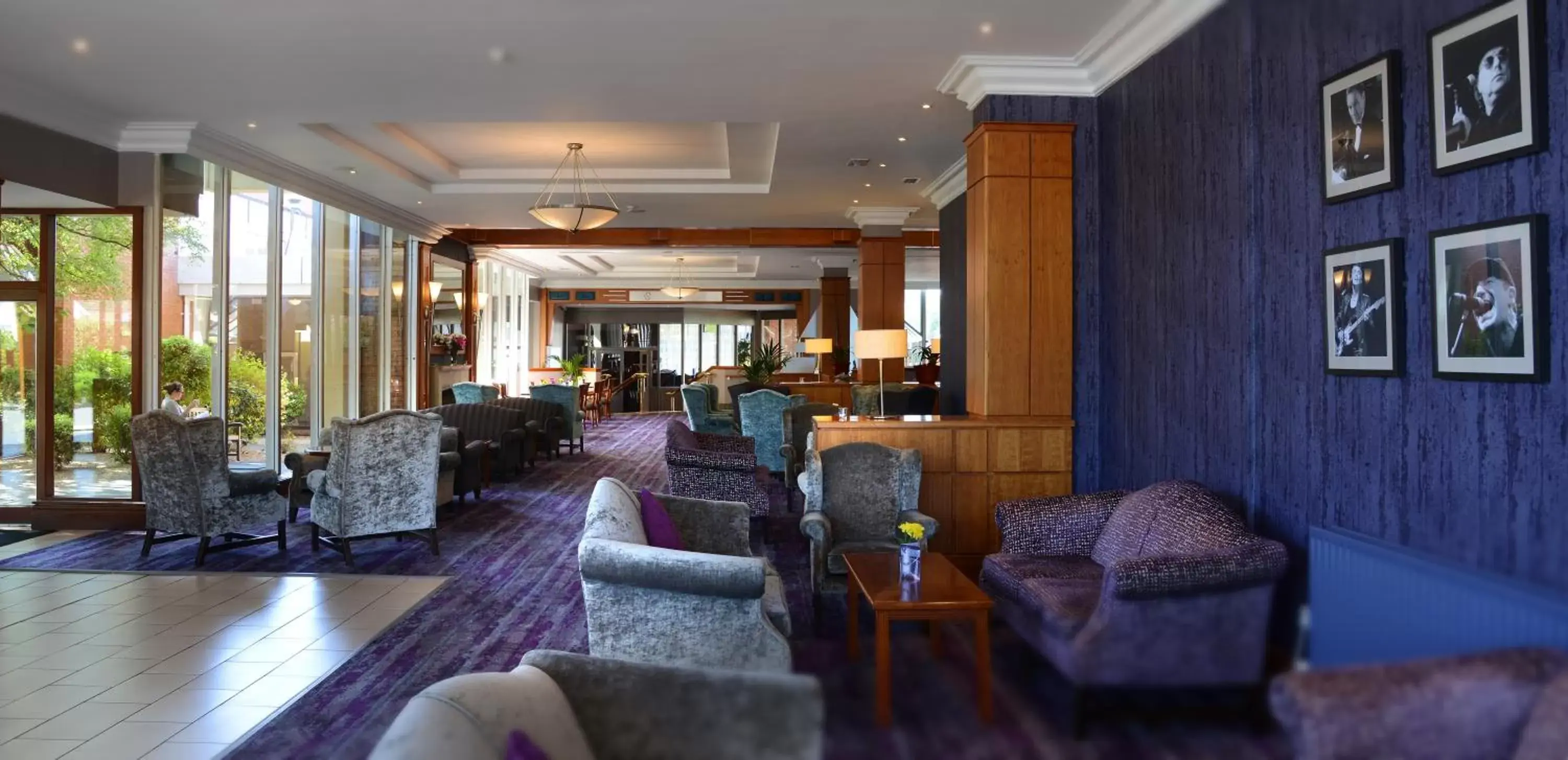 Lobby or reception, Lounge/Bar in Hotel Killarney