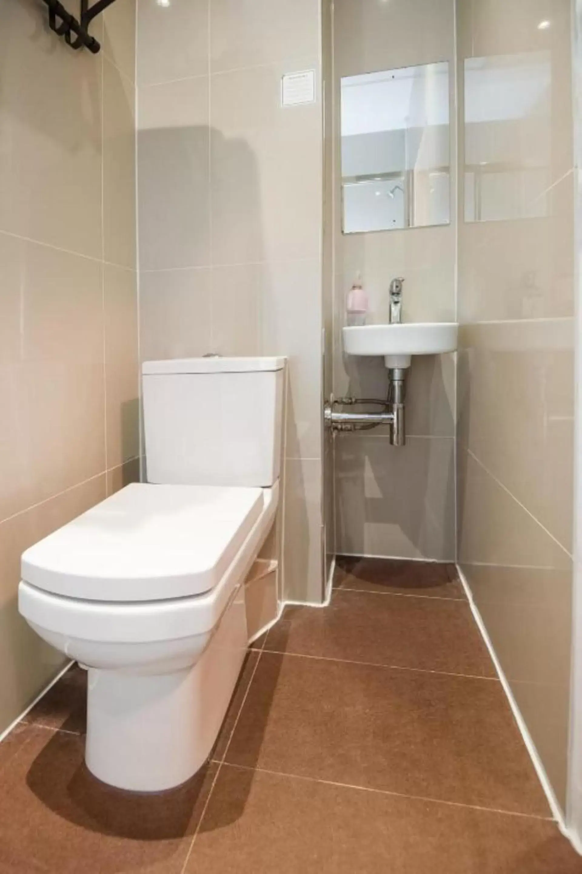 Bathroom in Huttons Hotel, Victoria London