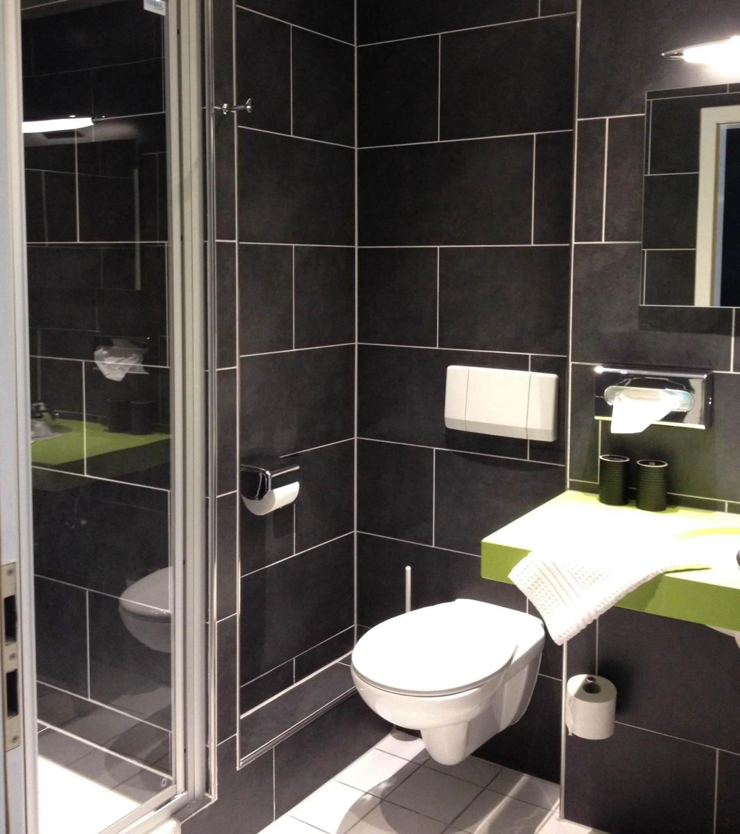 Toilet in Strandhotel Achtert Diek