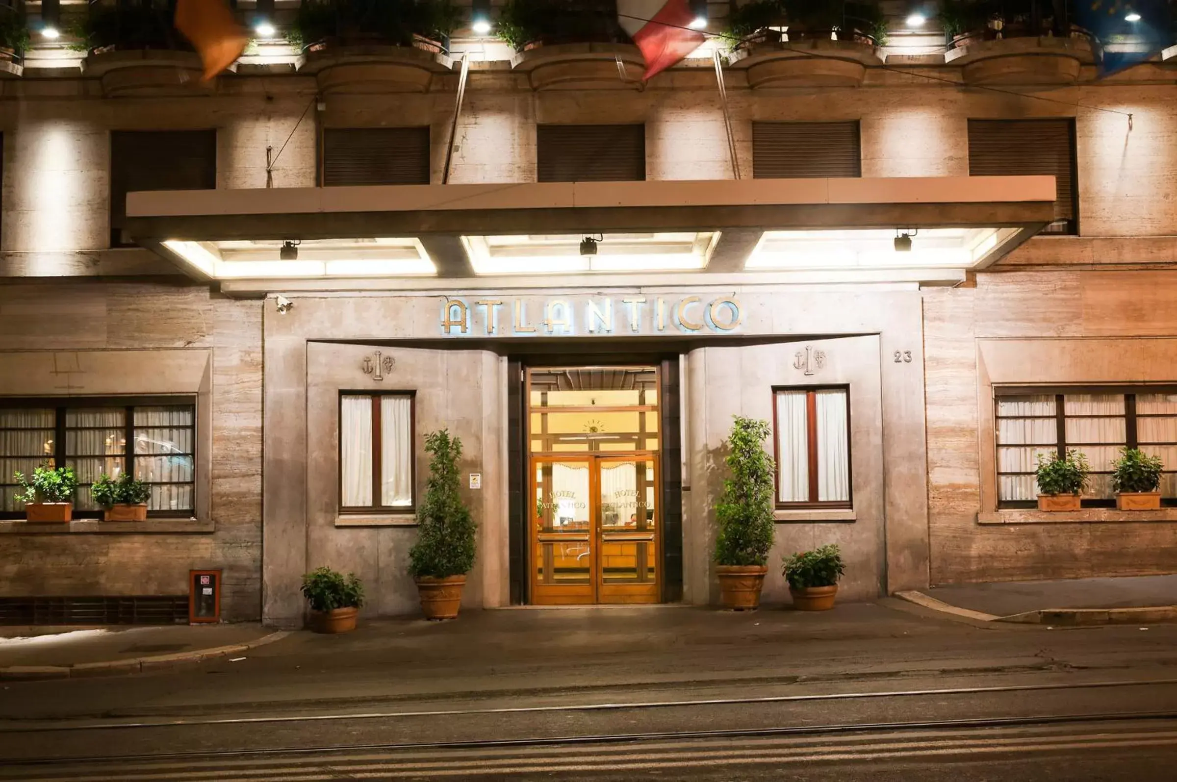 Facade/entrance in Bettoja Hotel Atlantico