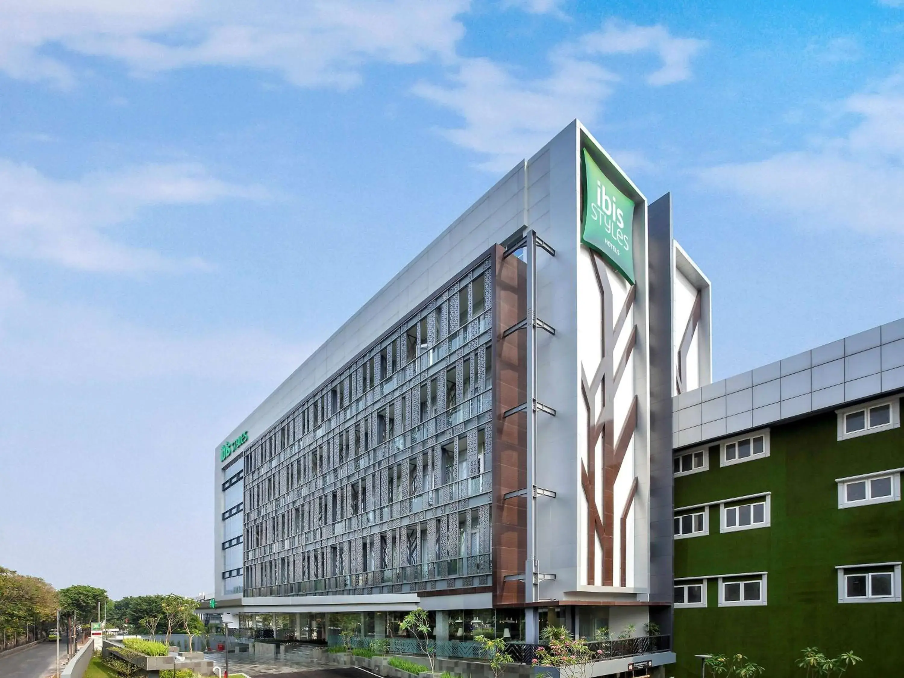 Property Building in Ibis Styles Jakarta Sunter