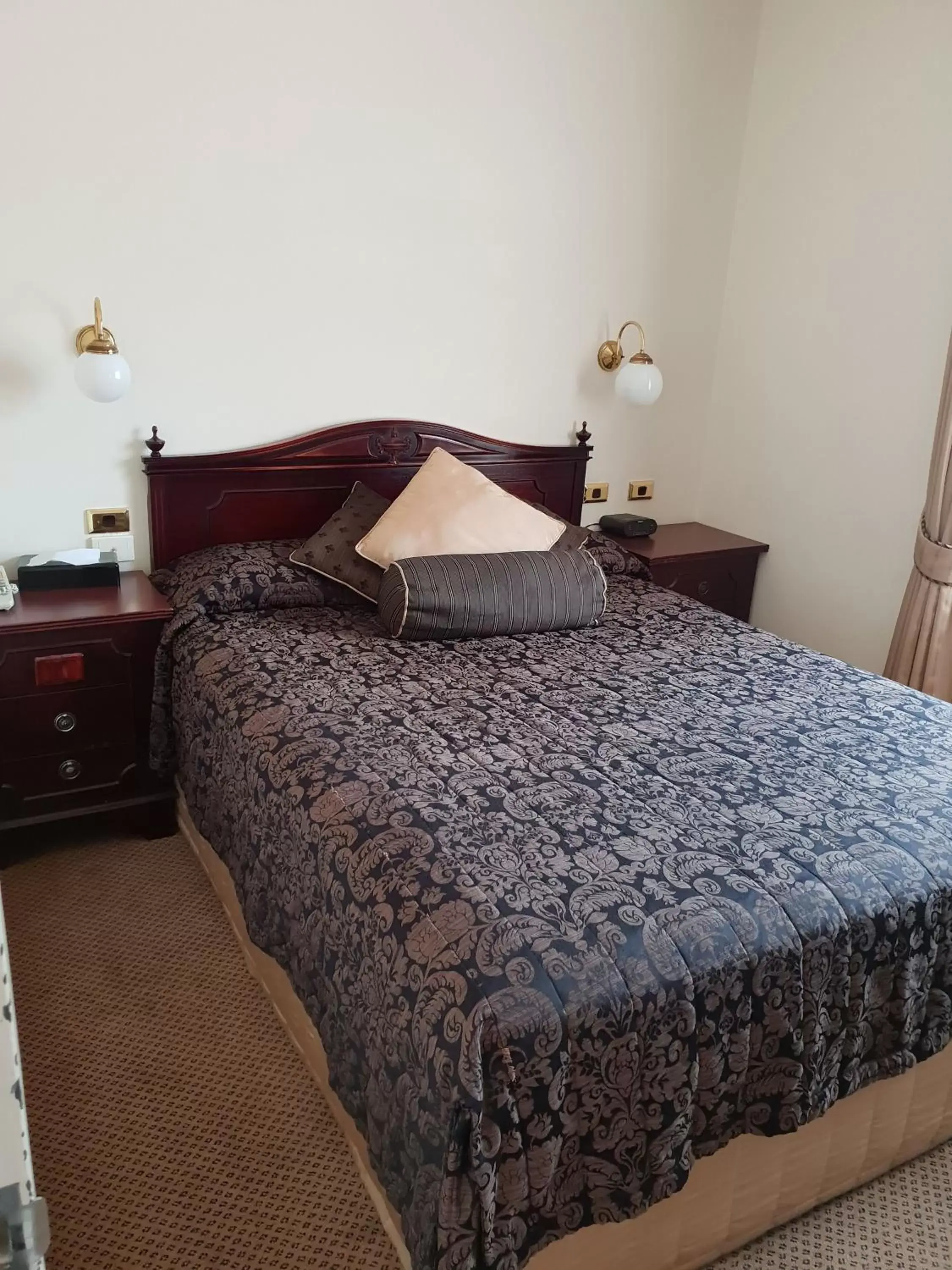 Bedroom, Bed in Australian Heritage Motor Inn