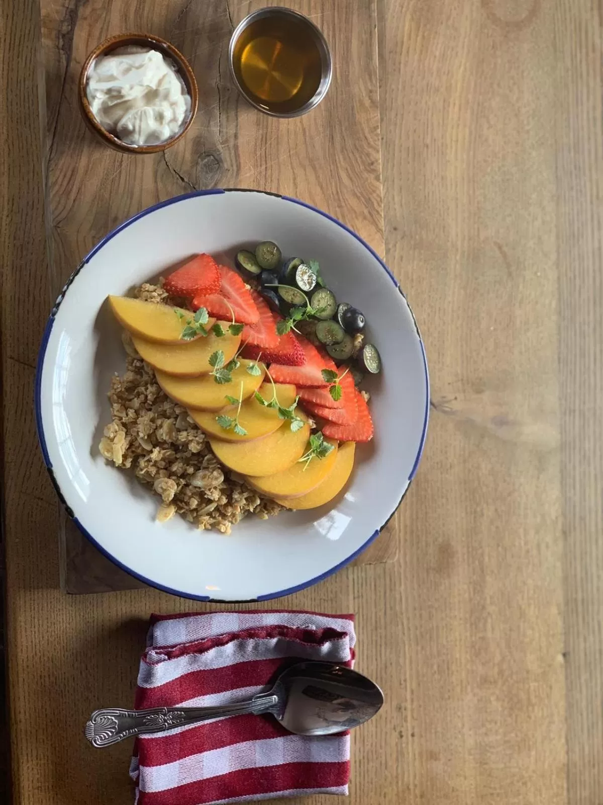 Breakfast in Chequers Inn