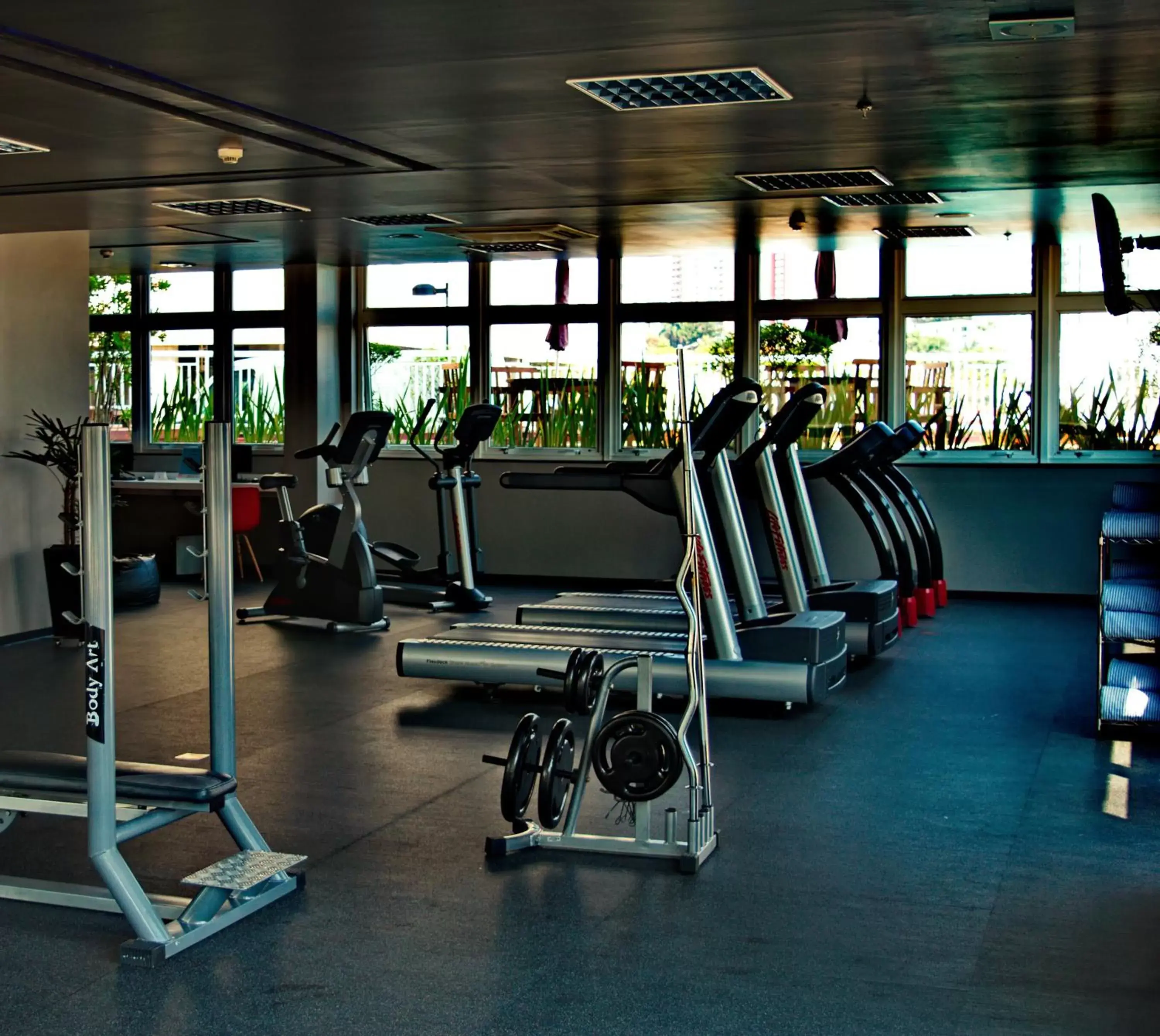 Fitness centre/facilities in Mercure Sao Jose dos Campos Fitness centre/facilities in Mercure Sao Jose dos Campos