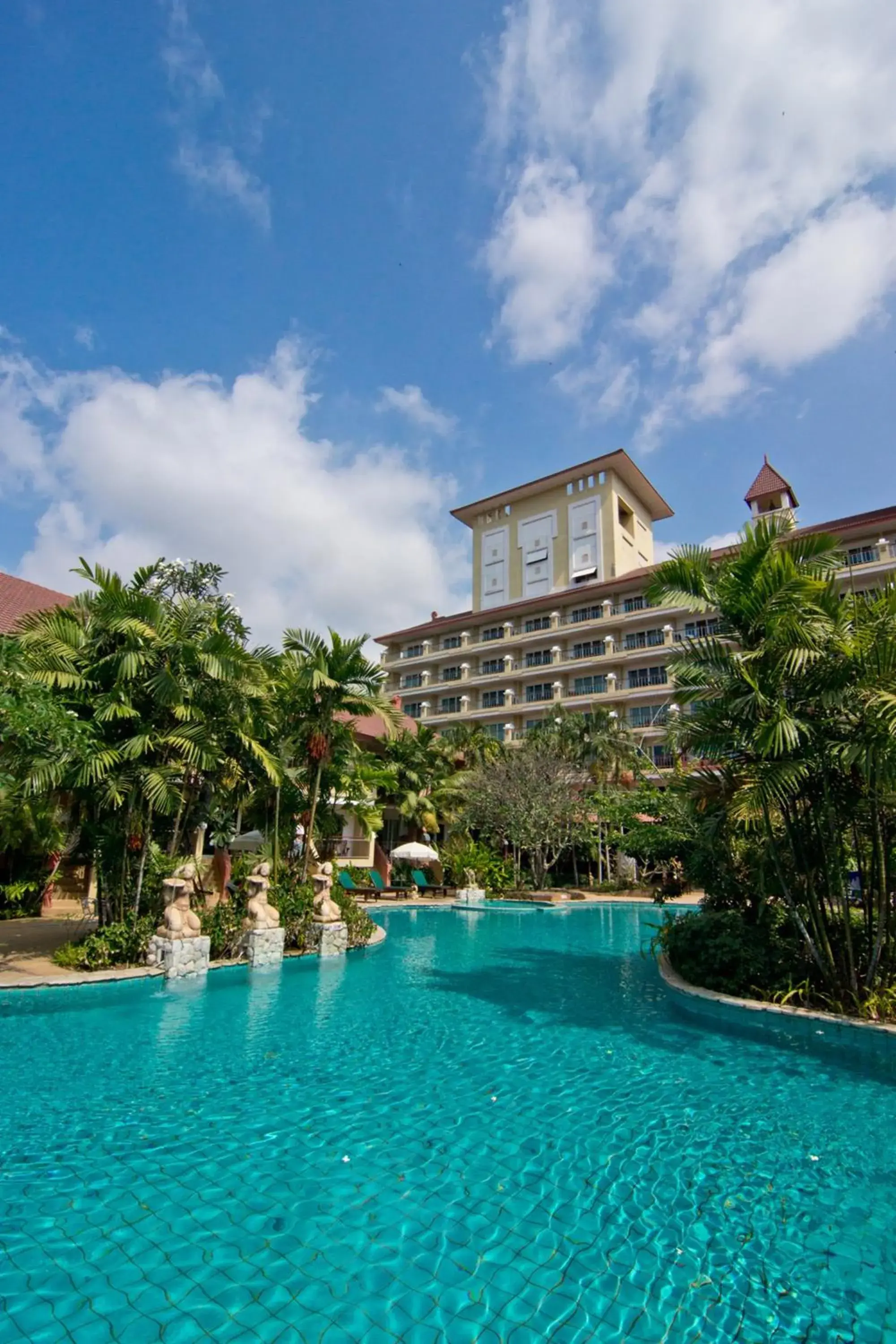 Swimming Pool in Bella Villa Cabana