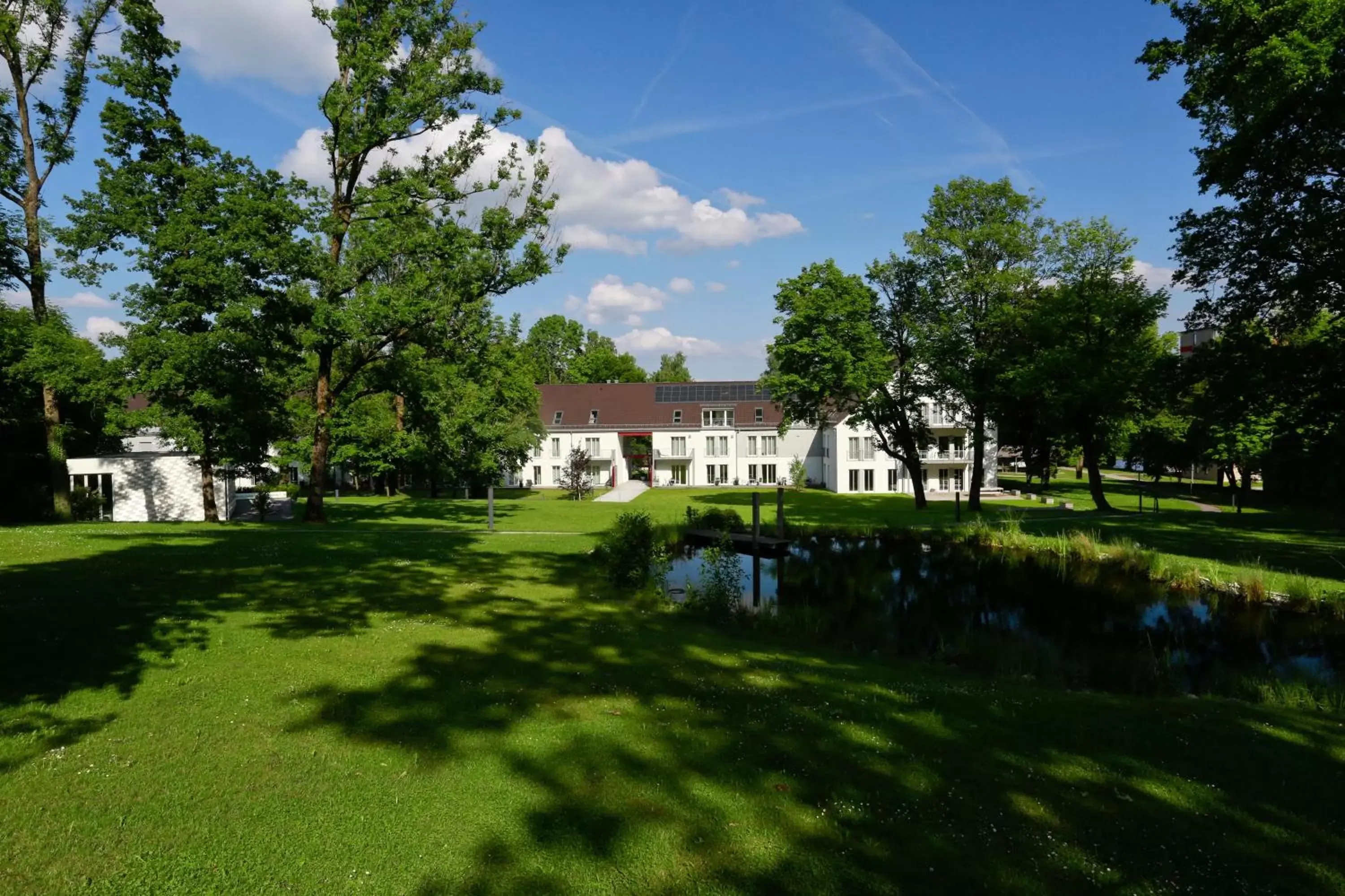 Area and facilities, Property Building in B&O Parkhotel