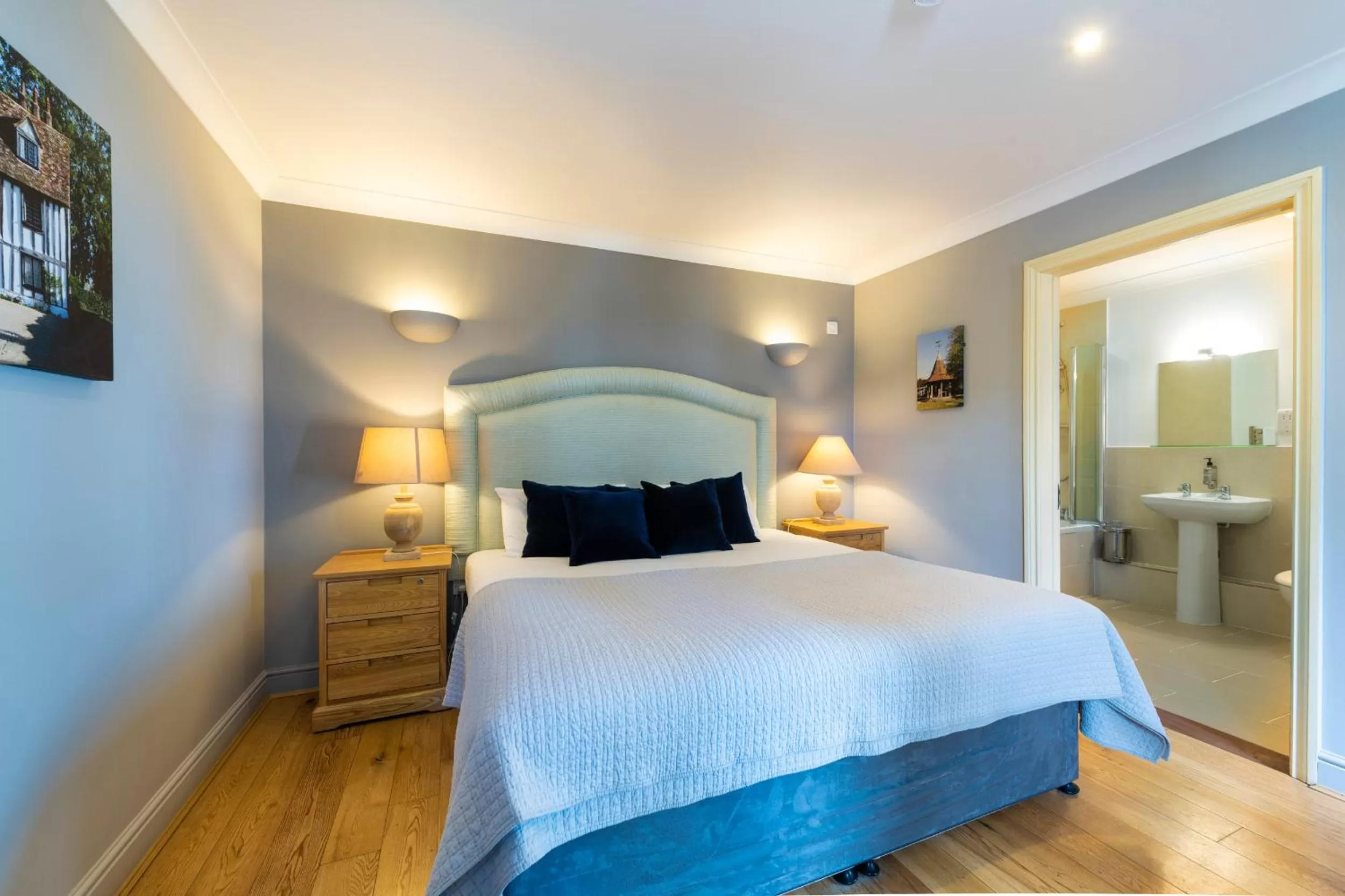 Double Room with Private Bathroom in The Black Bull Inn