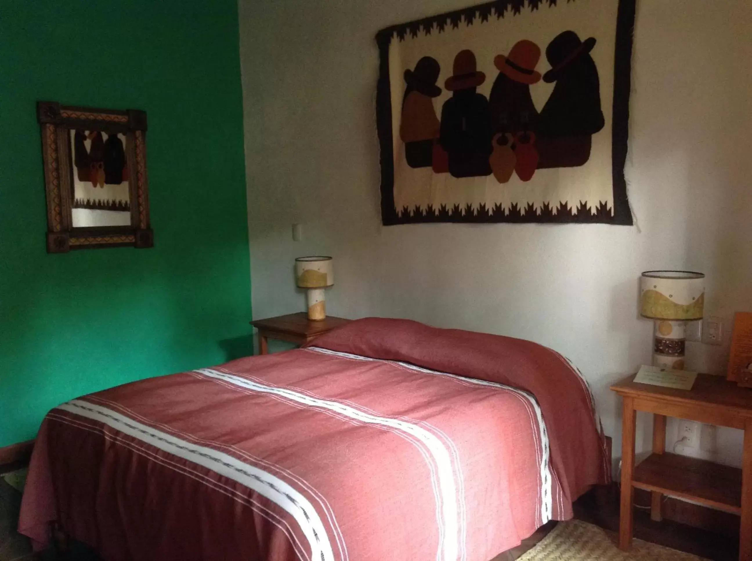 Photo of the whole room, Bed in Posada Yolihuani