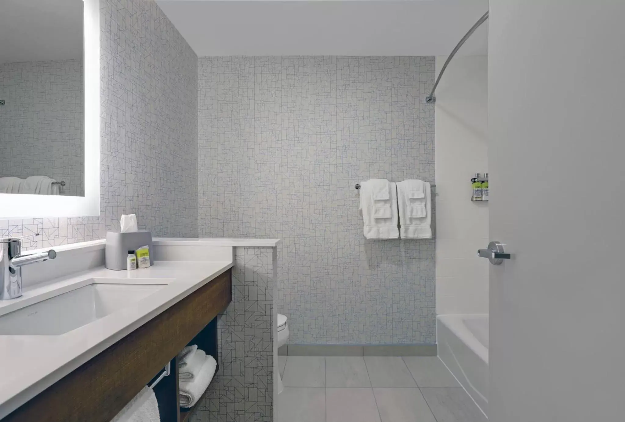 Bathroom in Holiday Inn Express & Suites - Collingwood